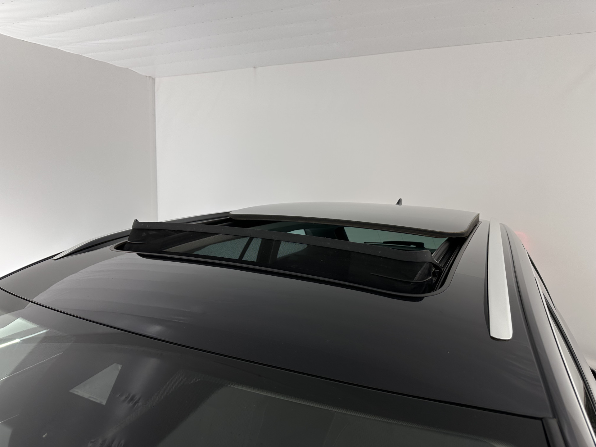 ŠKODA Octavia Combi 1.0 TSI Style (INCL-BTW) *PANO | FULL-LED | LANE-ASSIST | DIGI-COCKPIT | HEATED-COMFORTSEATS | NAVI-FULLMAP | PRIVACYGLASS | KEYLESS | DAB | ECC | PDC | CRUISE | TOWBAR | 18''ALU*