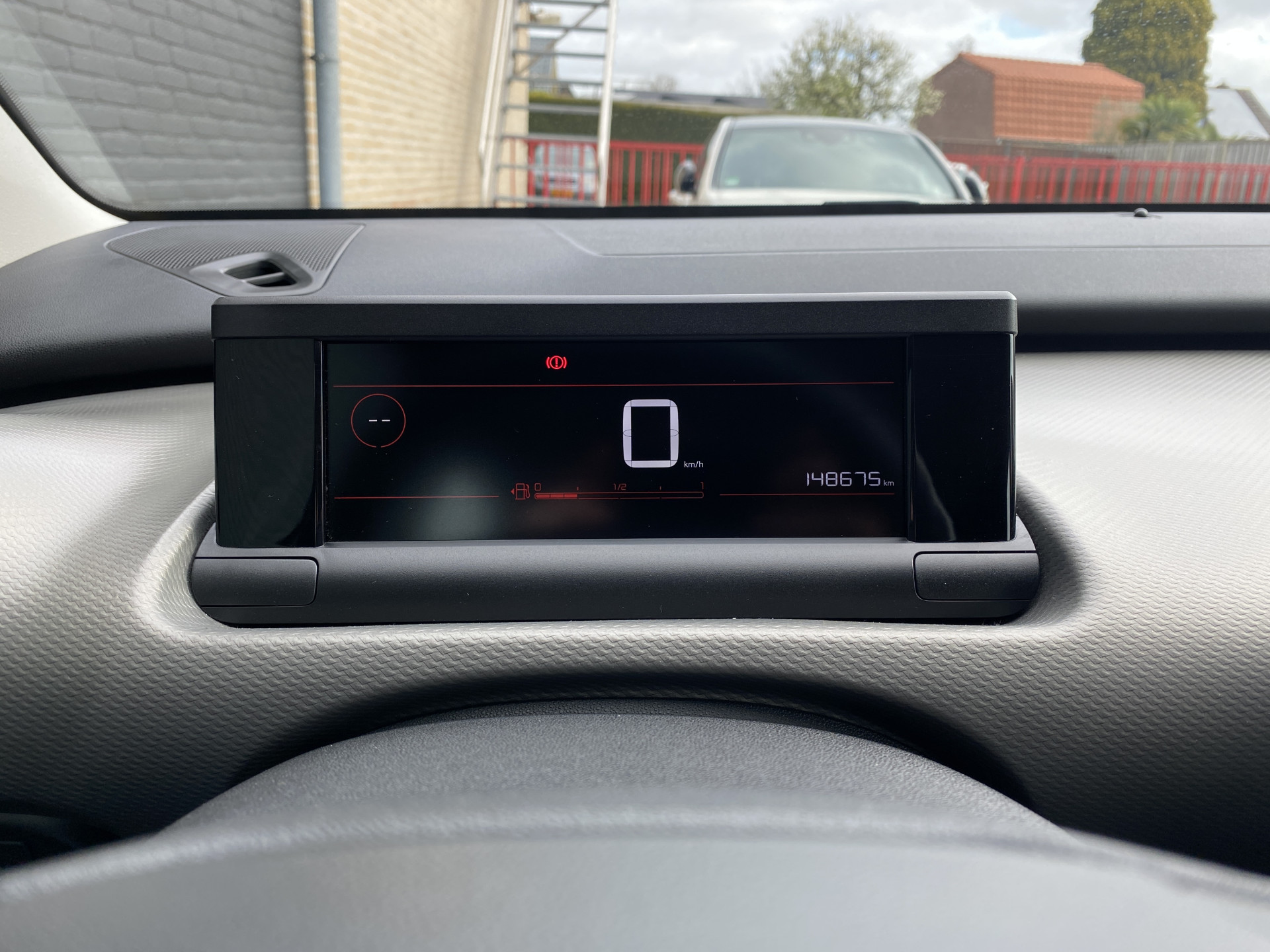 Citroën C4 Cactus 1.2 PureTech Business | navigatie | trekhaak | cruise control | parkeersensoren | apple carplay/android auto