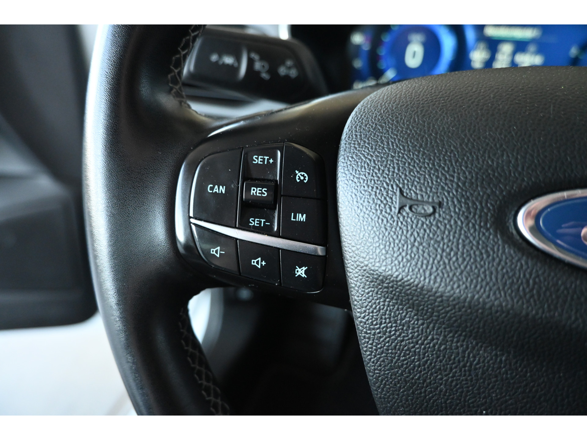 Ford Focus Wagon 1.0 EcoBoost Titanium X Business Clima Navigatie LED 1e Eigenaar Rijklaarprijs! Inruil Mogelijk!