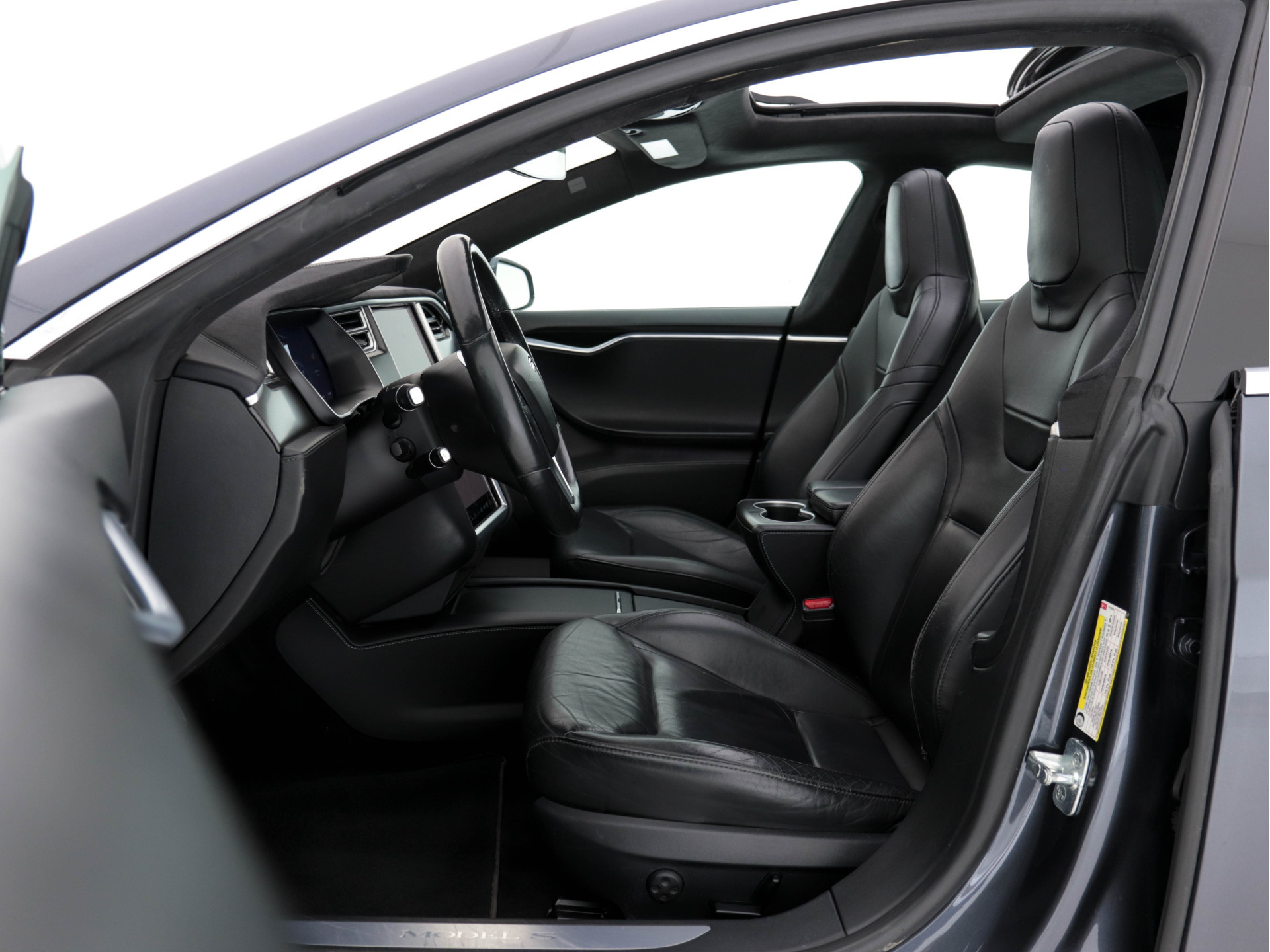 Tesla Model S P85D Performance-Pack AWD [ 3-Fase ] (INCL-BTW) *PANO | NAPPA-FULL-LEATHER | AUTO-PILOT | AIR-SUSPENSION | KEYLESS | CAMERA | FULL-LED | ADAPTIVE-CRUISE |  DIGI-COCKPIT | SPORT-SEATS | 19"ALU*