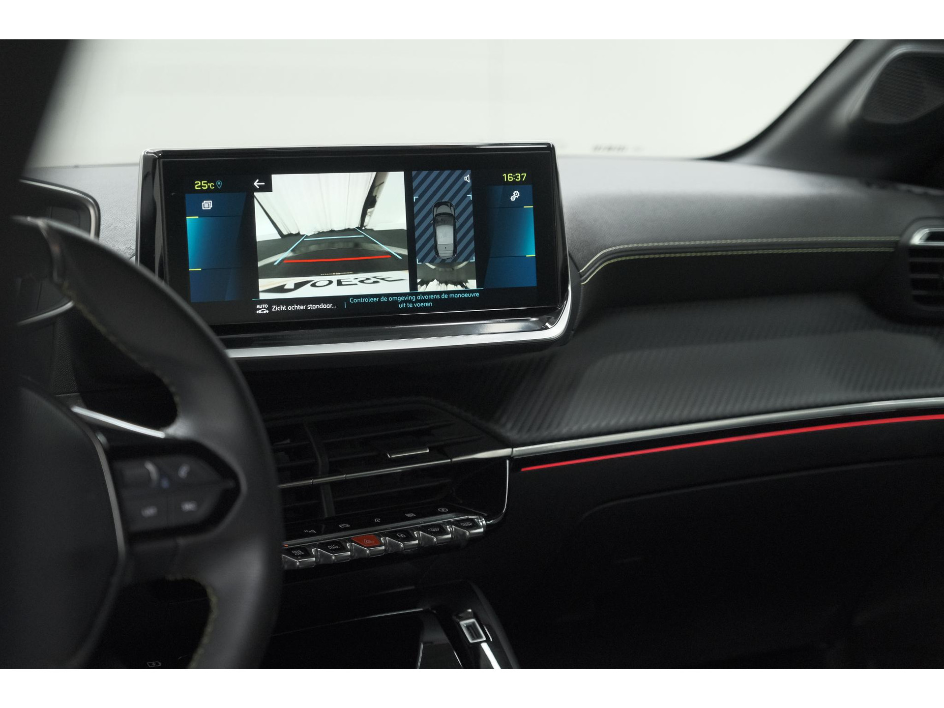 Peugeot e-208 EV GT 50 kWh | 93,7% SOH | Black Pack | Dodehoekdetectie | Camera | Apple Carplay