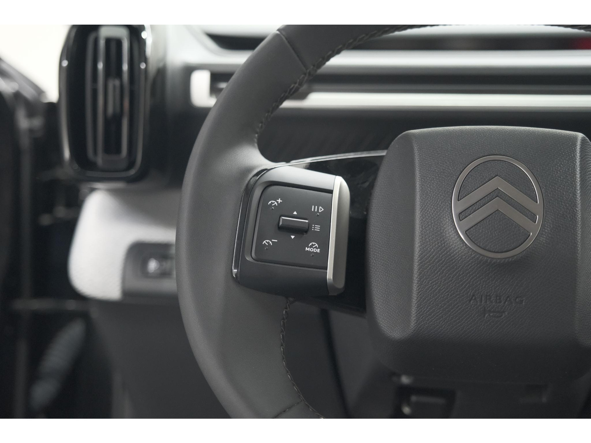 Citroen C3 Turbo 100pk Max | Nieuw Model | Camera | Navigatie | Apple Carplay | Parkeersensoren