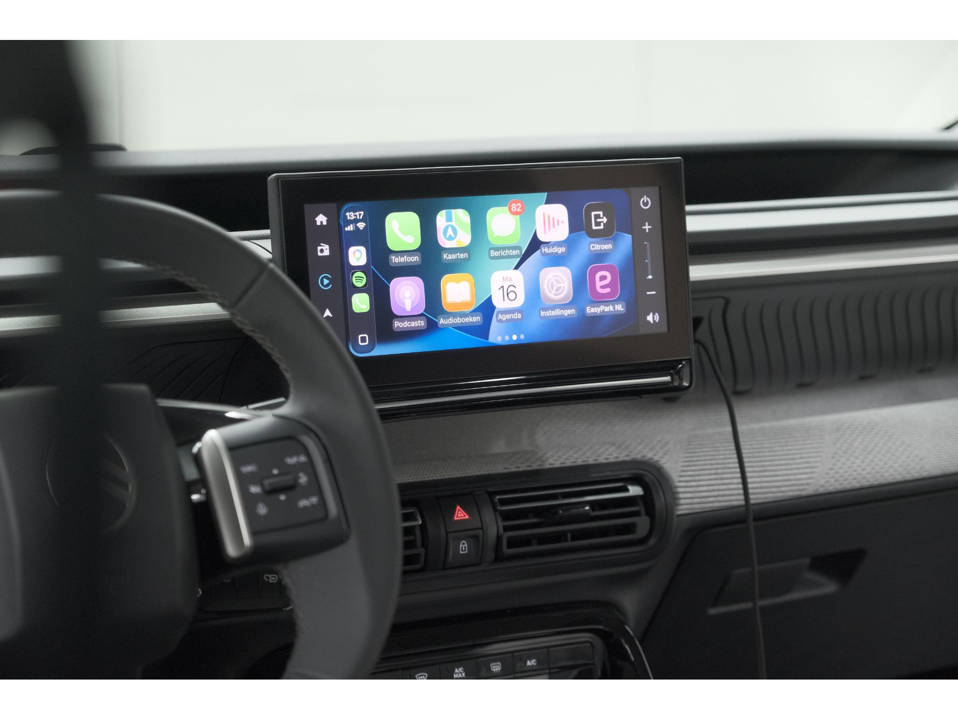 Citroen Ë-C3 Max 113pk 44 kWh | 7 KW Laadfunctie | Camera | Navigatie | Apple Carplay | Parkeersensoren