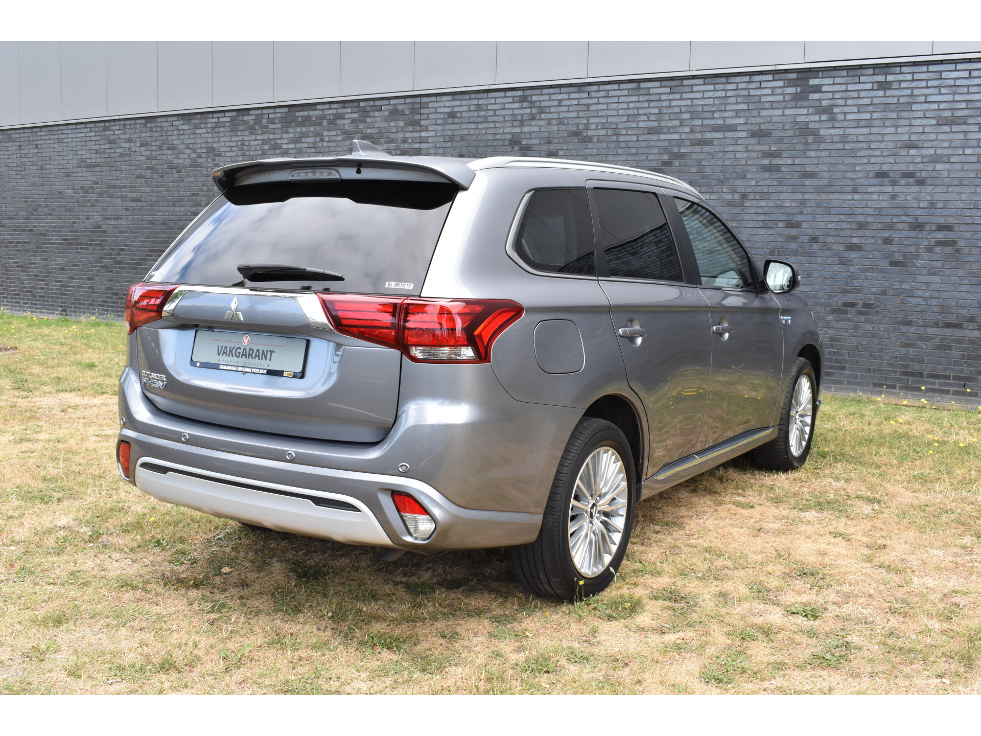 Mitsubishi Outlander 2.4 PHEV Instyle Plugin-hybride