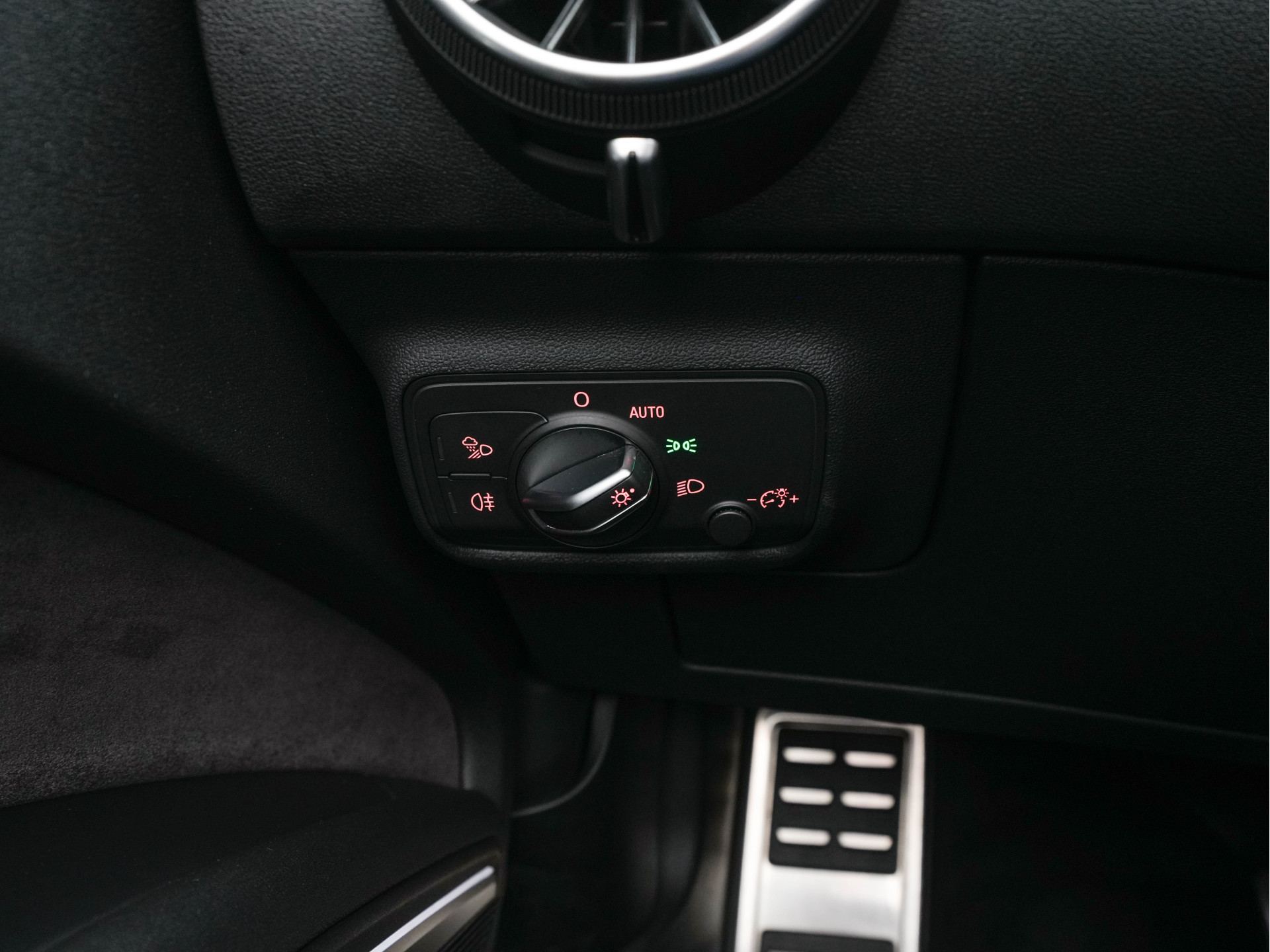 Audi TT Roadster 2.0 TFSI S-Line Pro Line Quattro Aut. *LEATHER-ALCANTARA | FULL-LED | BANG&OLUFSEN-AUDIO | DIGI-COCKPIT | AIR-SCARF | HEATED-SPORTSEATS | NAVI-FULLMAP | DAB+ | KEYLESS | ECC | PDC | 18''ALU*