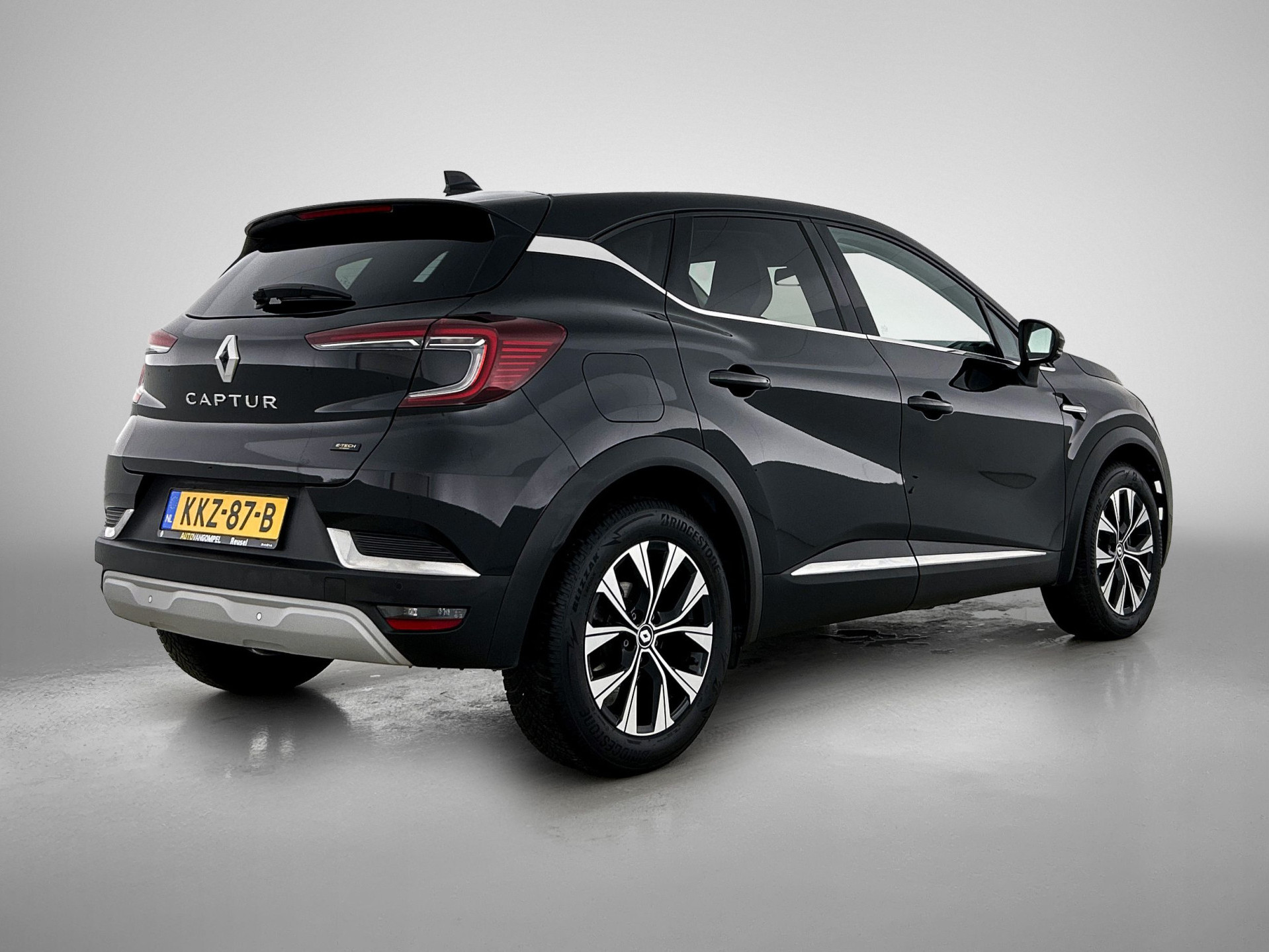 Renault Captur E-Tech full hybrid 145PK Techno | CAMERA | NAVI GROOT | STOELVERWARMING | KEYLESS