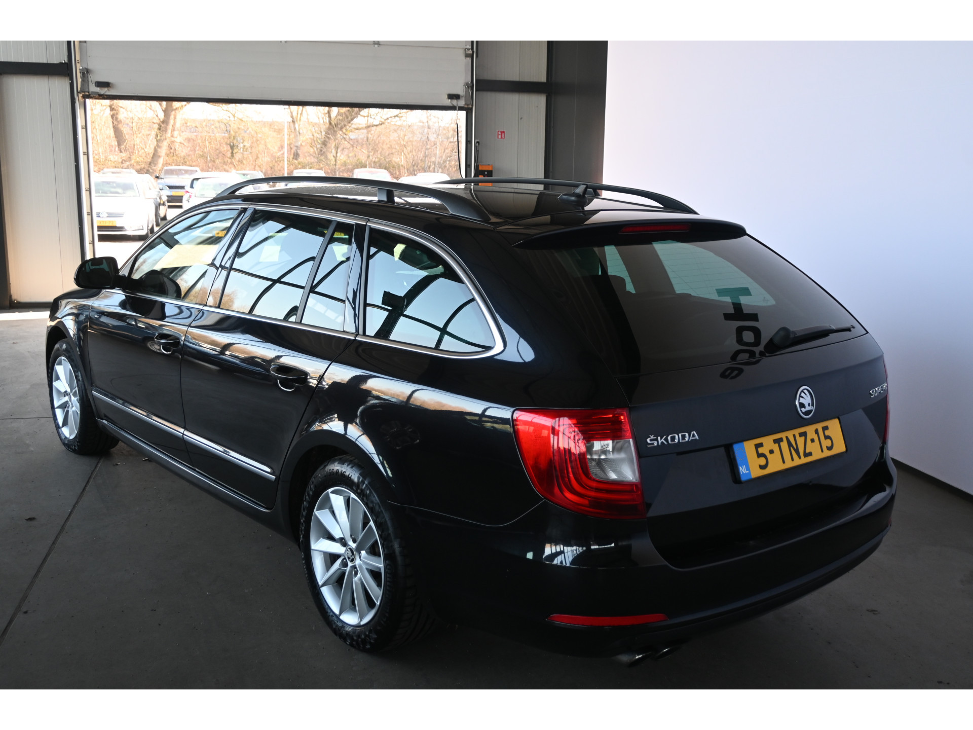 ŠKODA Superb Combi 1.8 TSI Ambition Automaat Clima Navigatie Cruise Control Trekhaak Inruil Mogelijk!