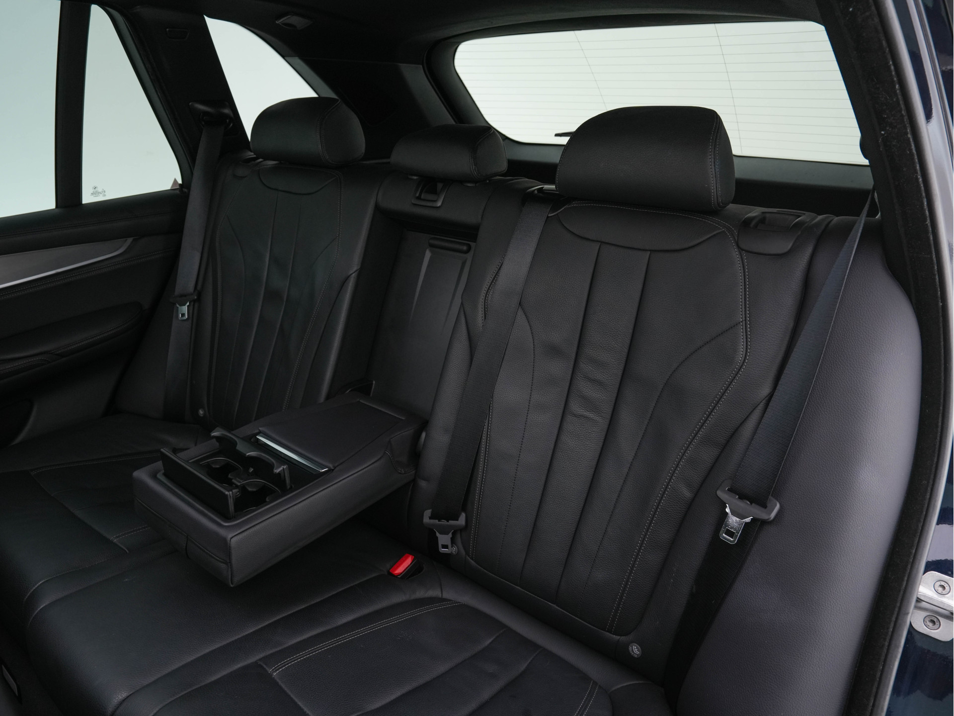 BMW X5 xDrive30d High Executive M-Sportpack Aut. *PANO | LUXURY-LEATHER | FULL-LED | HARMAN/KARDON-SURROUND | HEAD-UP | MEMORY-PACK | DIGI-COCKPIT | KEYLESS | CAMERA | NAVI-FULLMAP | AMBIENT-LIGHT | HEATED-COMFORT-SEATS | SHIFT-PADDLES