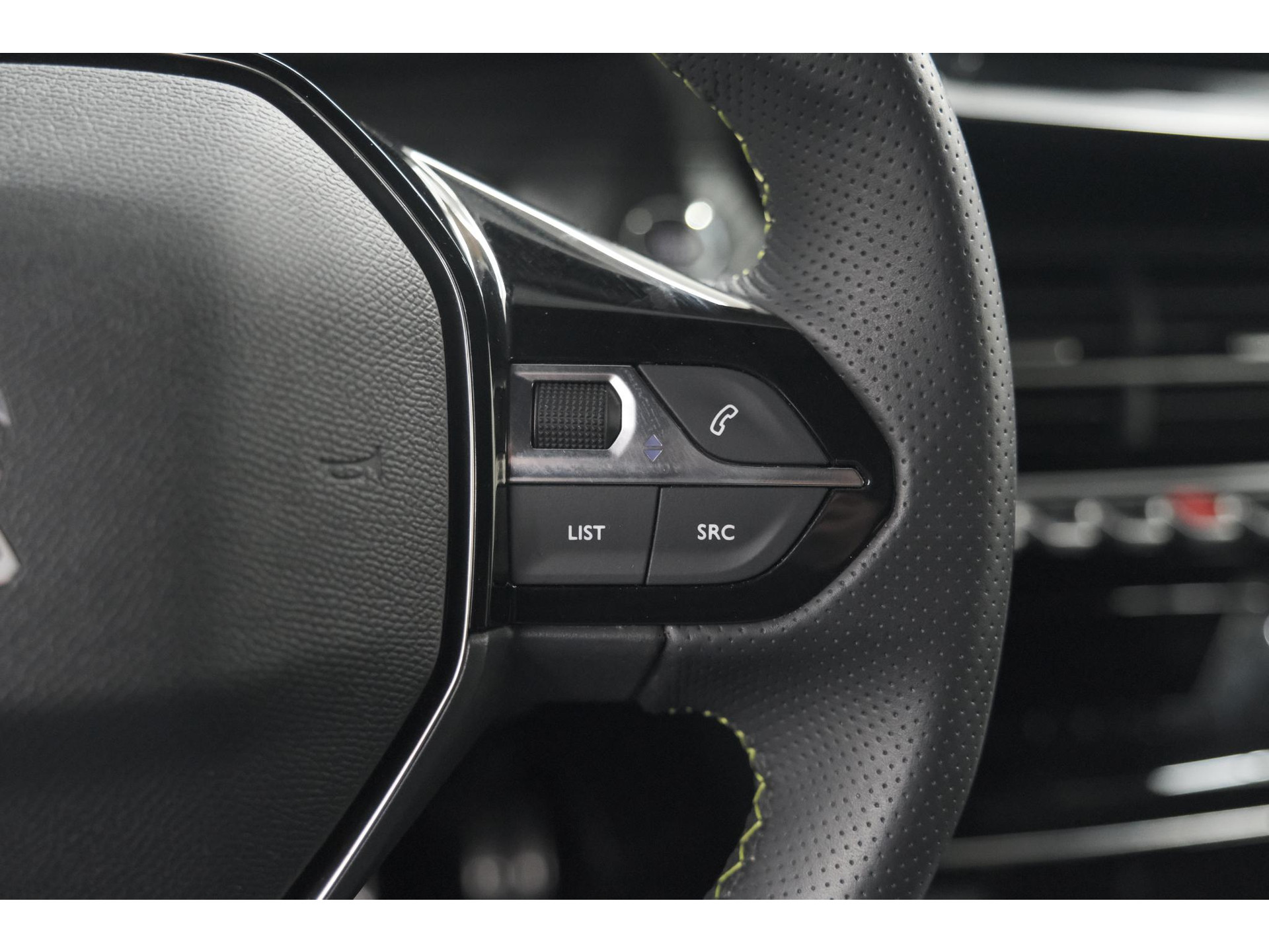 Peugeot 208 PureTech 100 GT | Camera | Adaptieve Cruise Control | Navigatie | Apple Carplay