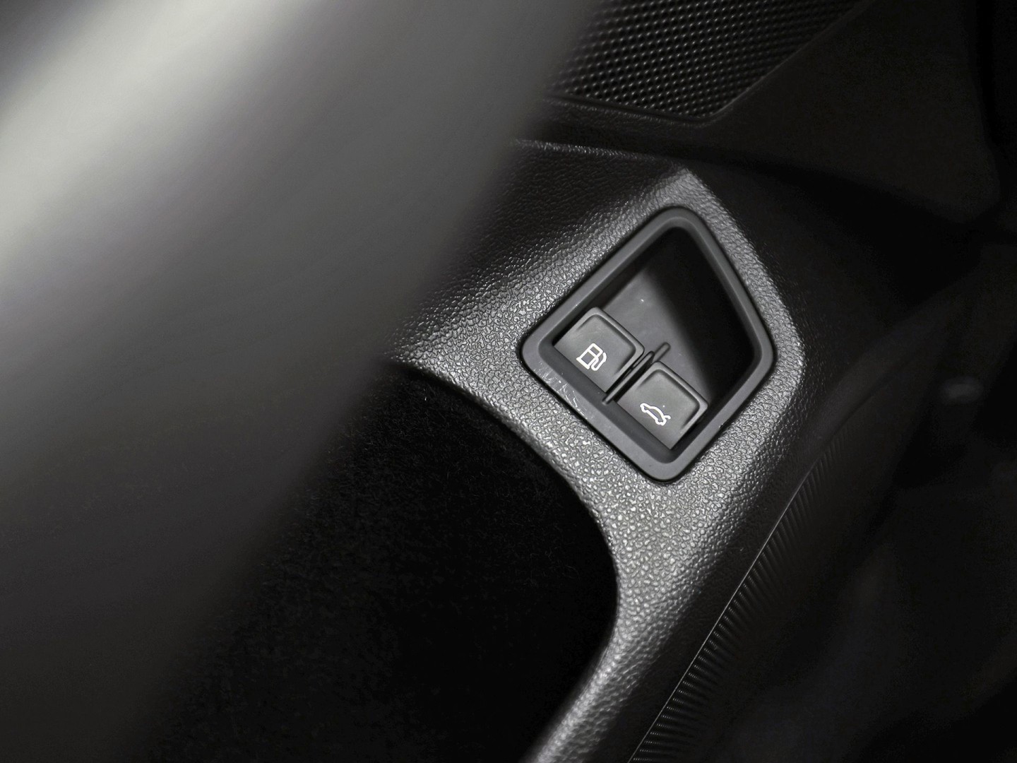 Volkswagen Passat Variant 1.4 TSI PHEV GTE 218Pk Automaat (APPLE CARPLAY, SOH 88,9%, GROOT NAVI, CAMERA, TREKHAAK, KEYLESS, SPORTSTOELEN, STOELVERWARMING, GETINT GLAS, NIEUWSTAAT)