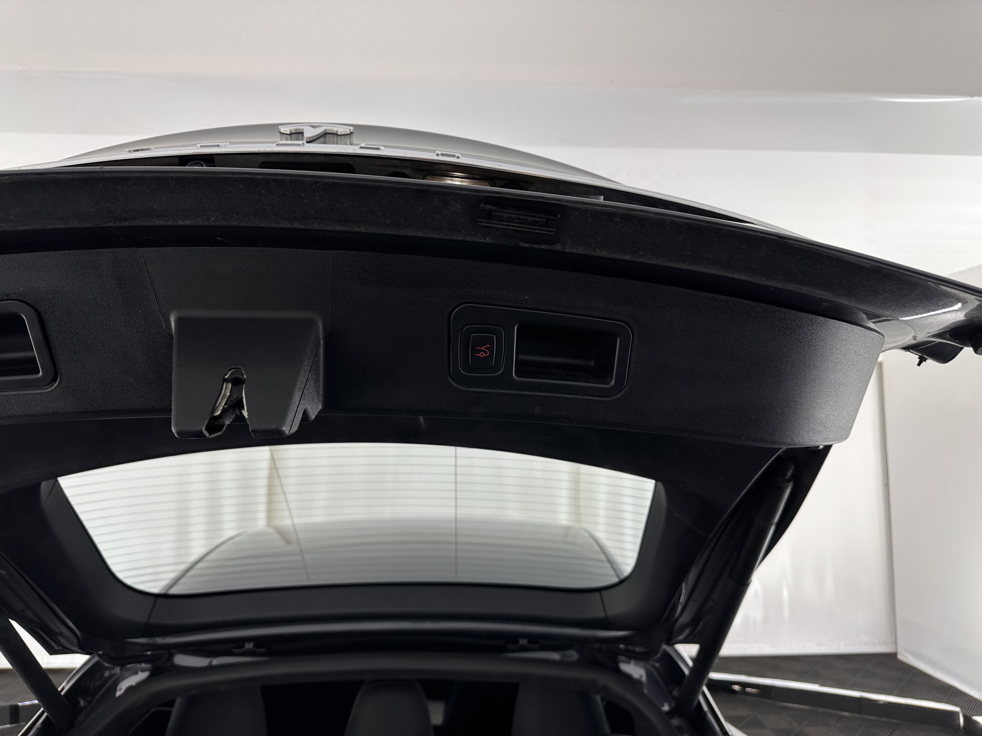 Tesla Model S 75D Base [ 3-Fase-17kW ] {SOH-85%} (INCL-BTW) Aut. *PANO-WINDOW | LEATHER | CCS-FASTLOADER | FULL-LED | NAVI-FULLMAP | KEYLESS | MEMORY-PACK | HEATED-COMFORTSEATS | DIGI-COCKPIT | CARBON-INLAY | AUTO-PILOT |  19"ALU*