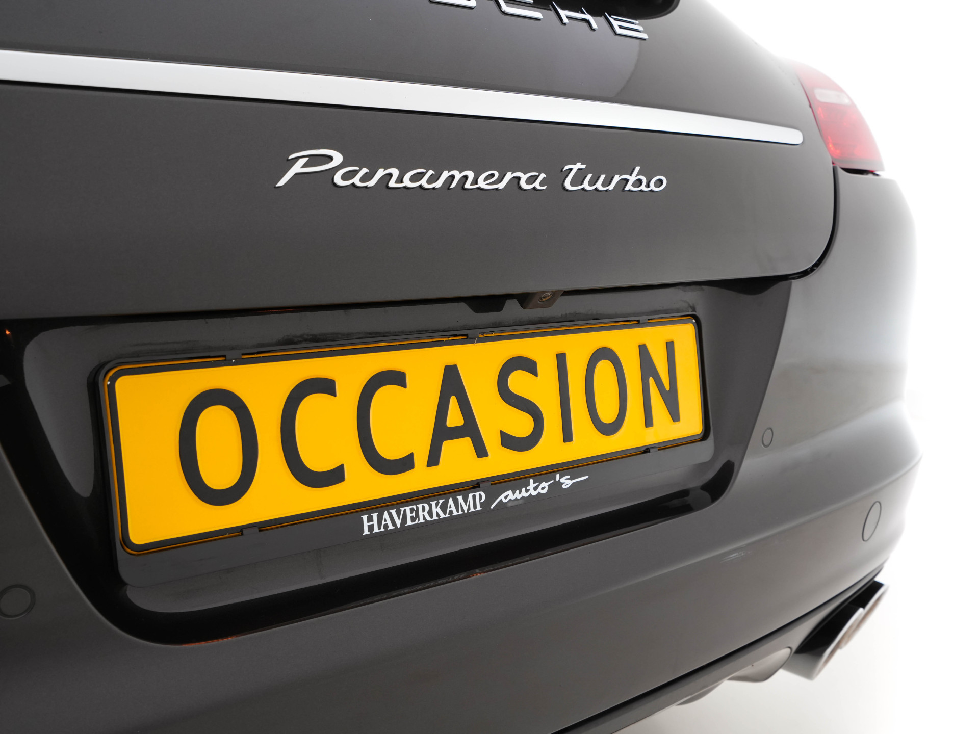 Porsche Panamera 4.8 Turbo AWD *PANO | ADAPTIVE-CRUISE | SPORT-CHRONO-PACK | FULL-LEATHER | XENON | AIR-SUSPENSION | MEMORY-PACK | BOSE-SOUND | SPORT-SEATS | KEYLESS | CAMERA | NAVI-FULLMAP | SHIFT-PADDLES |  20''ALU *