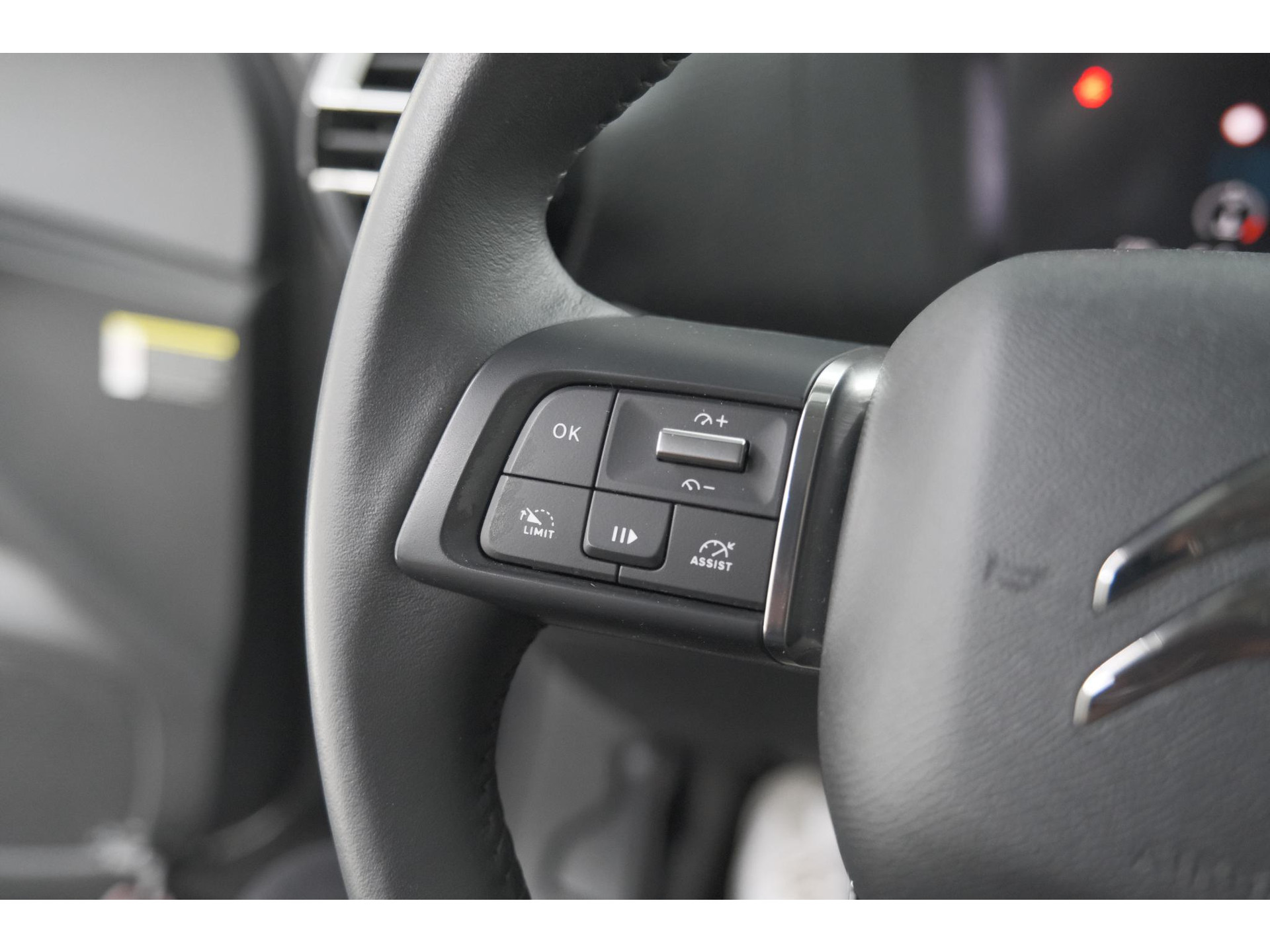 Citroen C4 Puretech 130 Feel Pack | Head-Up Display | Camera | Navigatie | Keyless Entry