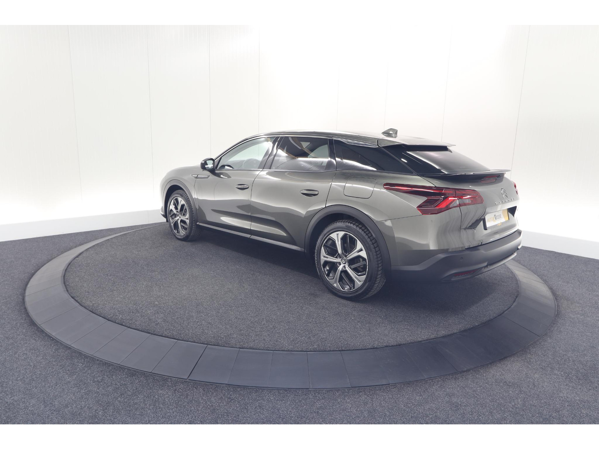Citroen C5 X 1.6 Plug-in Hybrid 225 Business | Parkeersensoren | Navigatie | Apple Carplay