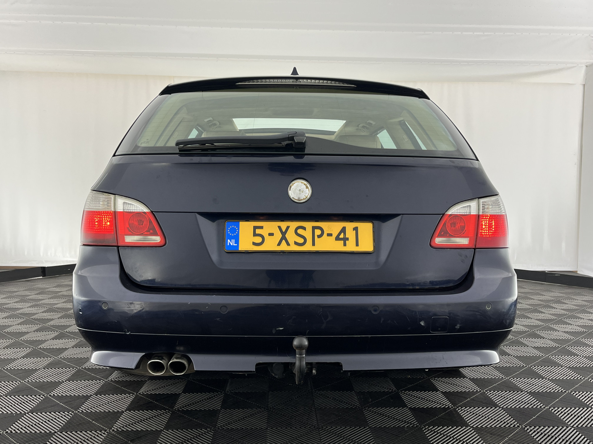 BMW 5-serie Touring 525d *PANO | LEATHER | NAVI-FULLMAP | HIFI-SOUND | ECC | HEATED-SPORTSEATS | PDC | CRUISE | TOWBAR | 16''ALU *