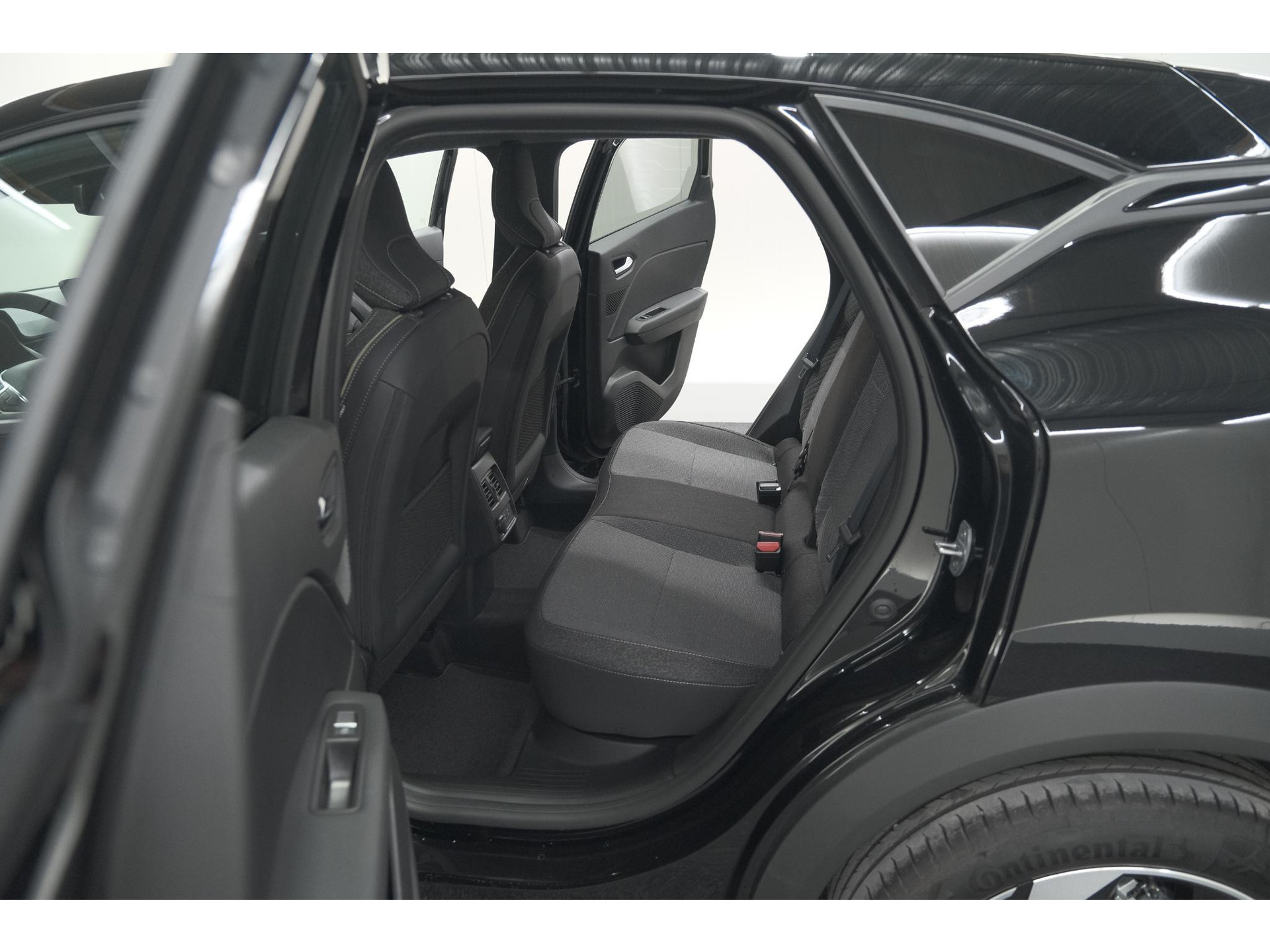 Renault Captur 1.3 mild hybrid 160 techno | Trekhaak | Pack Winter | Camera | Adaptieve Cruise