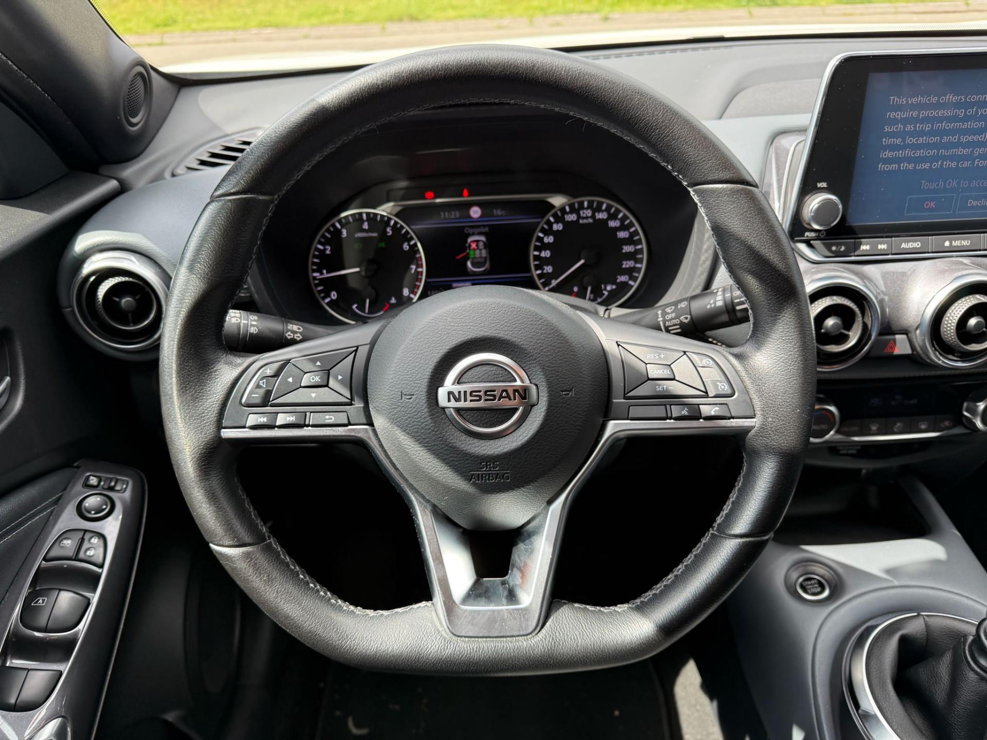 Nissan Juke 1.0 DIG-T N-Connecta | 2E EIGENAAR | 3/6/12MND GARANTIE | 19INCH | NAVI | LED | CARPLAY | CRUISE |