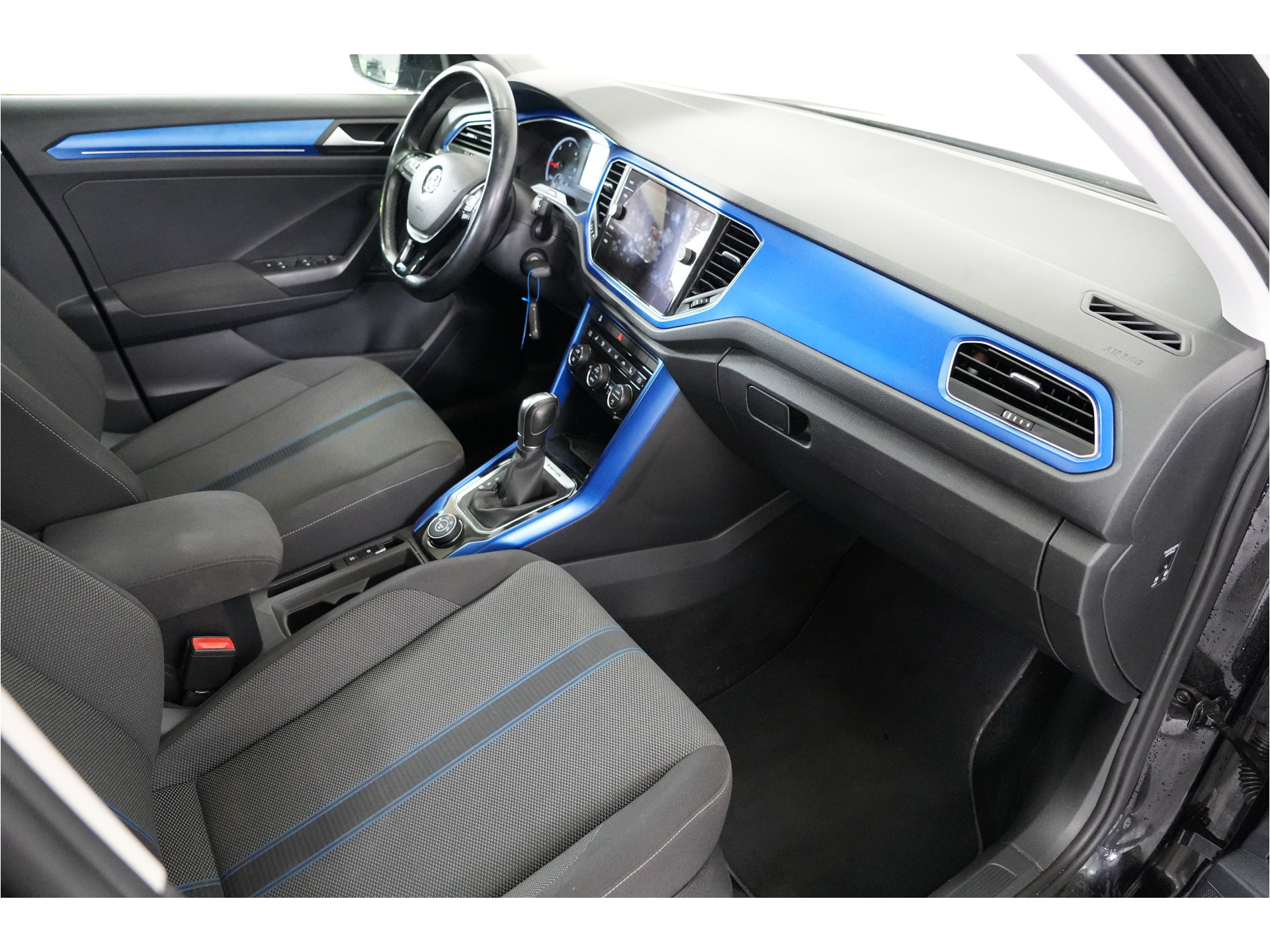 Volkswagen T-Roc 2.0 TDI 4Motion Sport | Trekhaak | Adaptive Cruise | Navi | Stl. verw. |