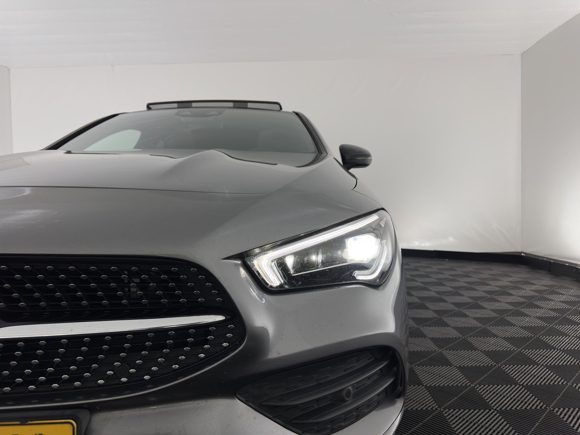 Mercedes-Benz CLA-klasse Shooting Brake 250 e Business Solution AMG Limited (INCL.BTW) *PANO | LEATHER-MICROFIBRE | MULTIBEAM-LED | AMBIENT-LIGT | BLIND-SPOT | HEATED-SPORTSEATS | WIDE-SCREEN-DIGICOCKPIT | DAB+ | NAVI-FULLMAP | CAMERA | PRIVACY-GLASS |  1