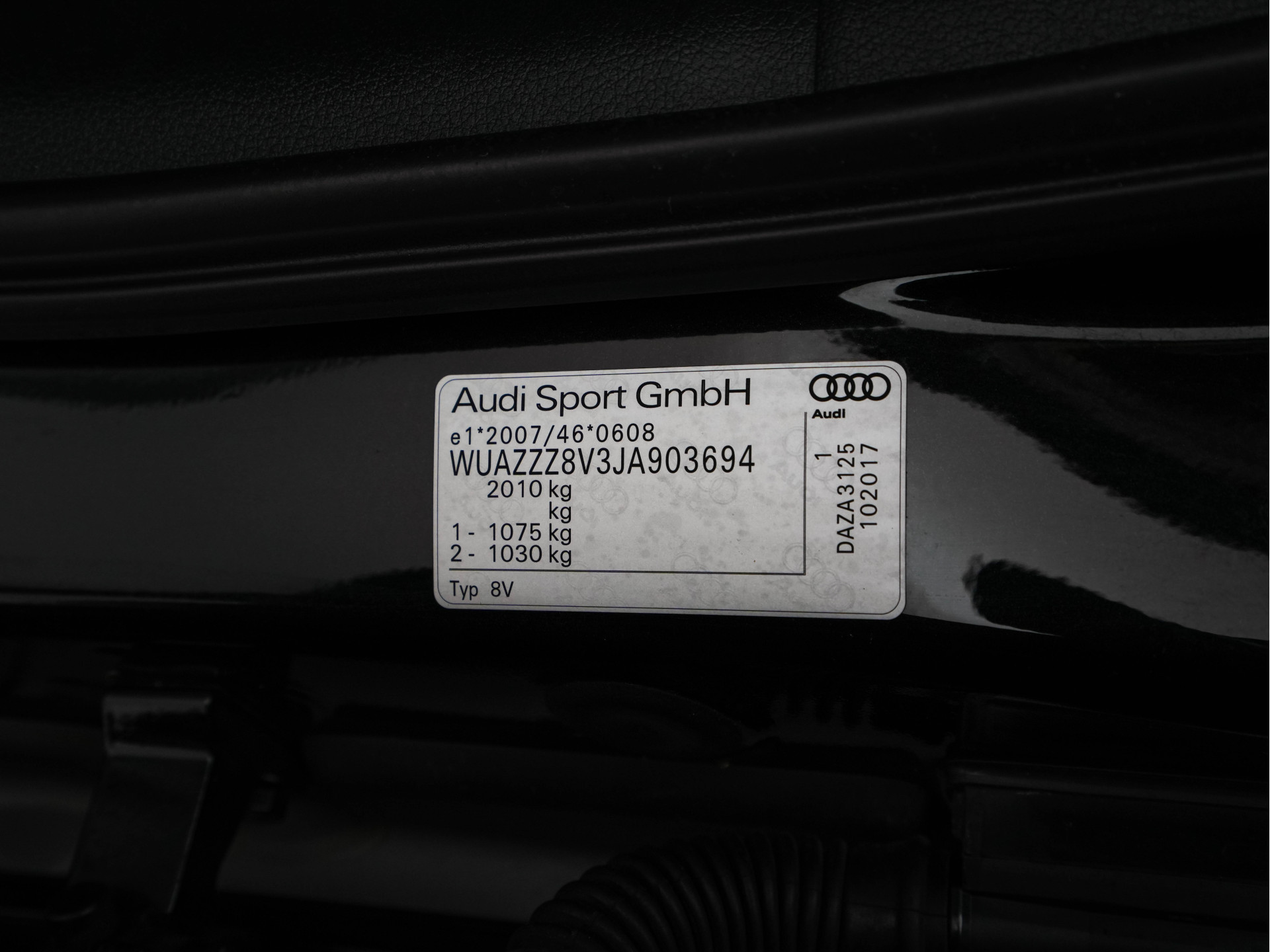 Audi RS3 2.5 TFSI quattro Aut. *RS-SEATS | PANO | NAPPA-FULL-LEATHER | DIGI-COCKPIT | BANG&OLUFSEN | APPLE-CARPLAY | ADAPTIVE-CRUISE | BLIND-SPOT | CAMERA | KEYLESS | NAVI-FULLMAP | DAB+ | MAGNETIC-RIDE | 19''ALU*