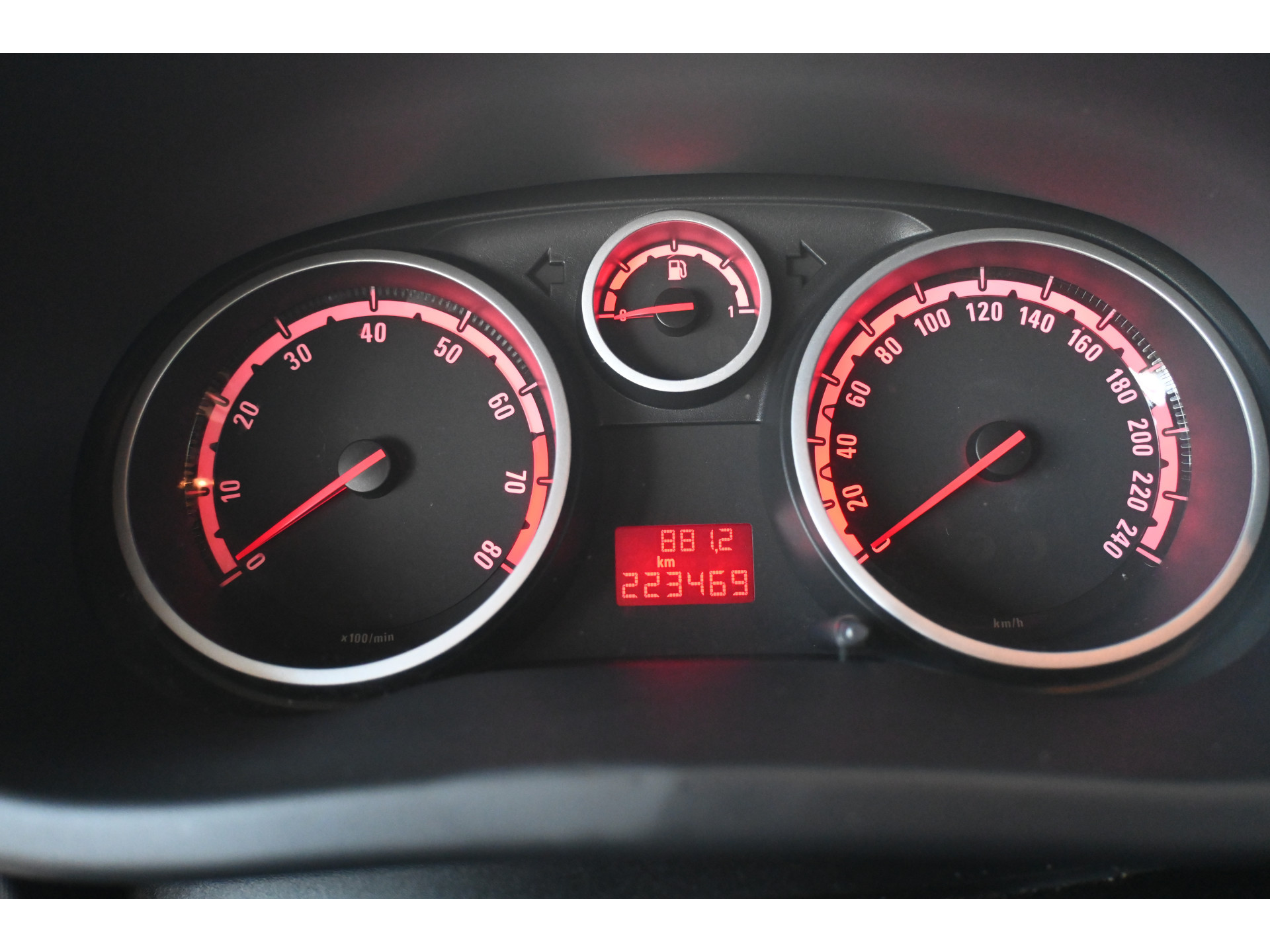 Opel Corsa 1.6-16V GSI 150 PK! Cruise control Lichtmetaal Navigatie Xenon Elektrisch Pakket Inruil Mogelijk!