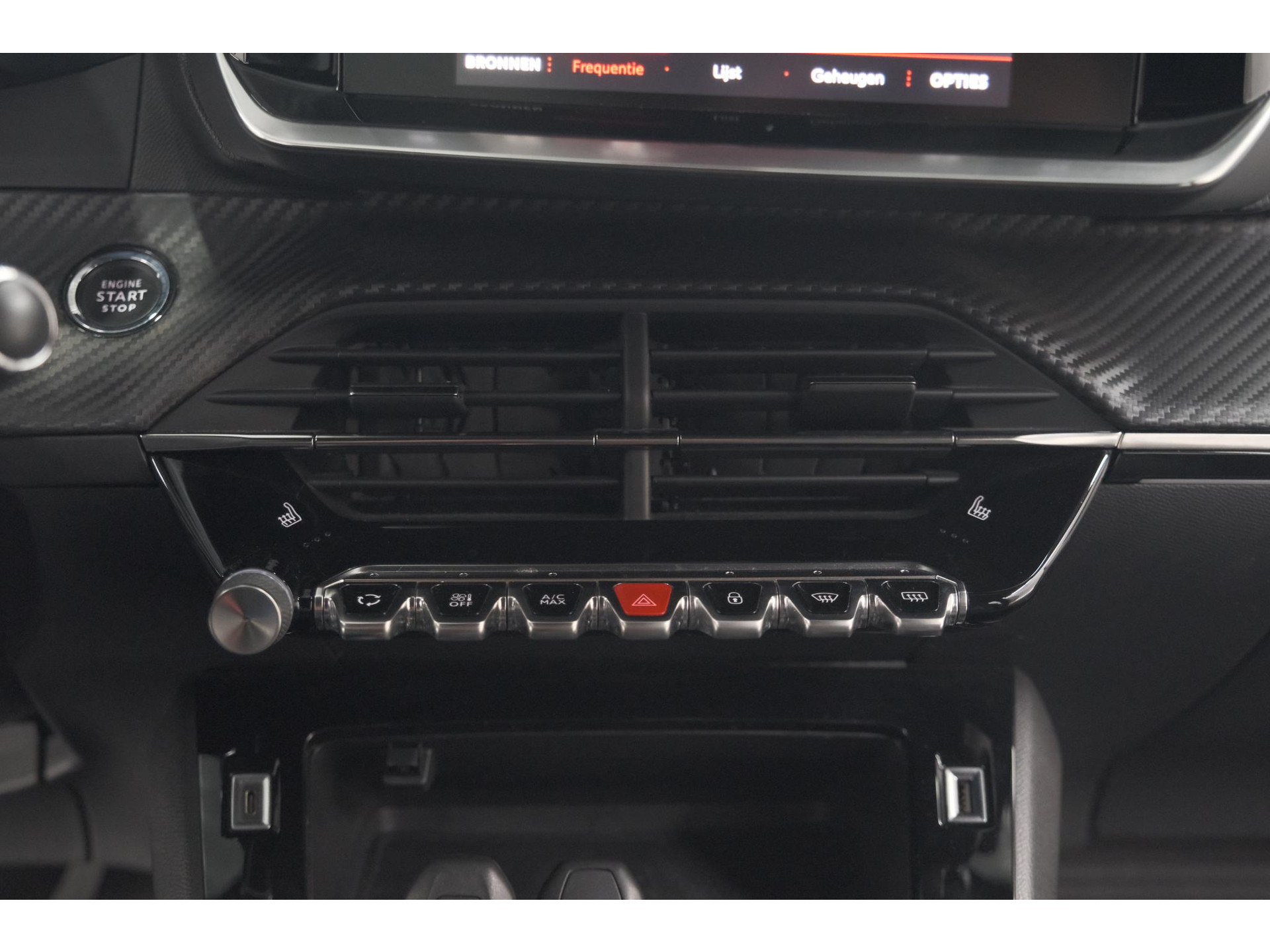 Peugeot 2008 PureTech 130 GT-Line | Trekhaak | Camera | Apple Carplay | Parkeersensoren