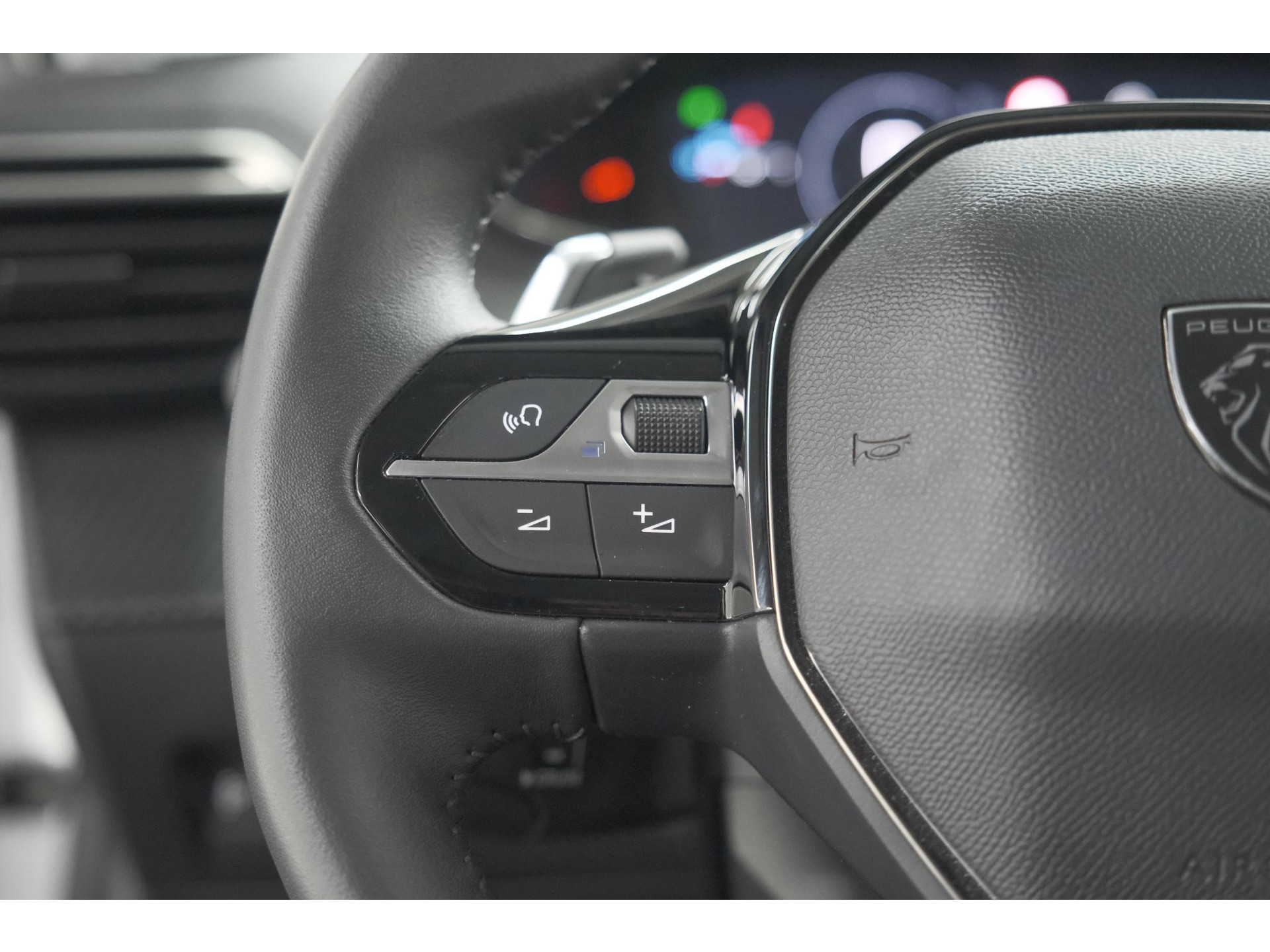 Peugeot 208 1.2 Hybrid 110 e-DSC6 Allure | IJSKOUDE Climate Control | Apple Carplay | Parkeersensoren