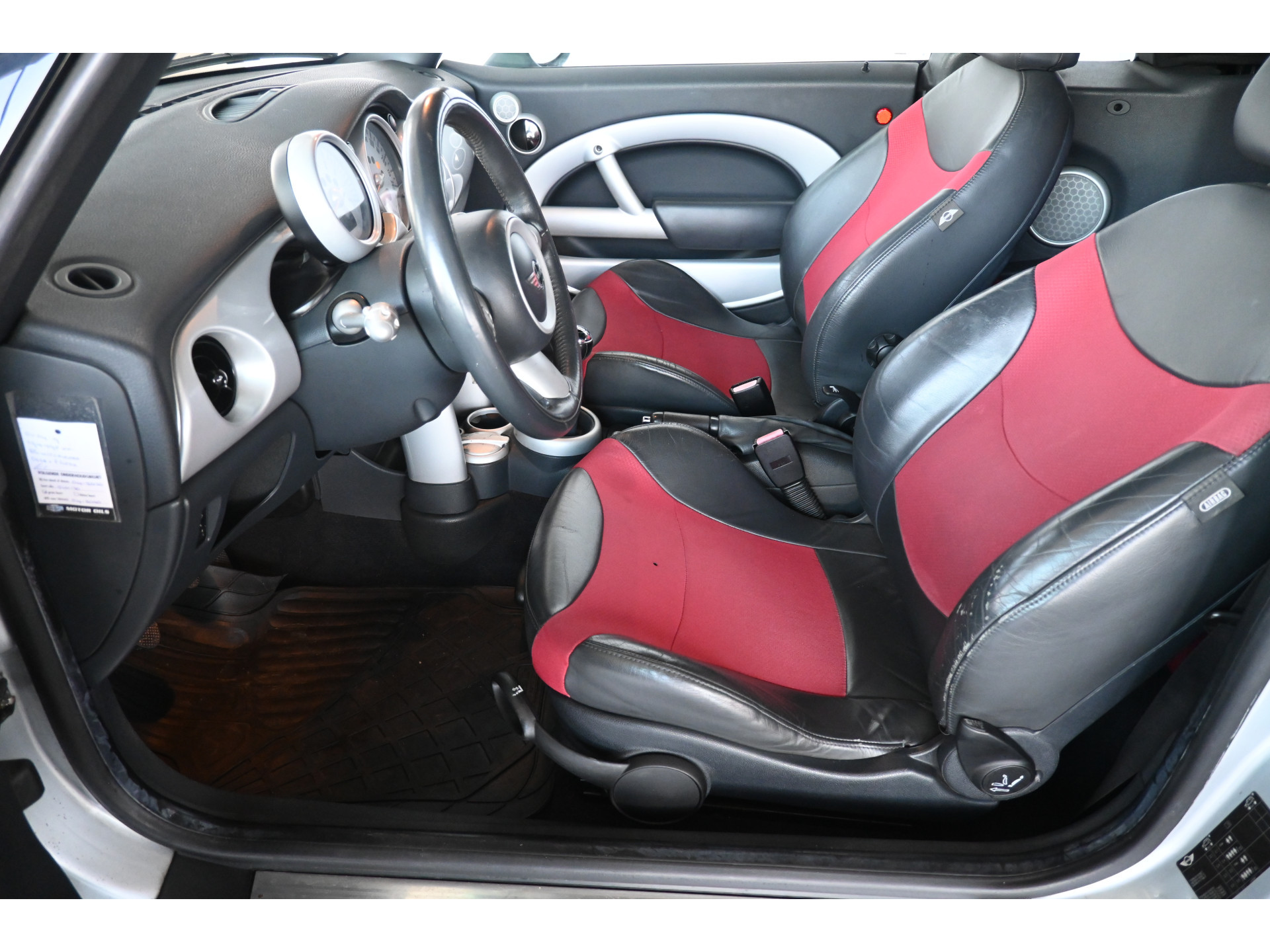 MINI Mini Cabrio 1.6 One Pepper Airco Lichtmetaal TEKST LEZEN! All in Prijs! Inruil Mogelijk!