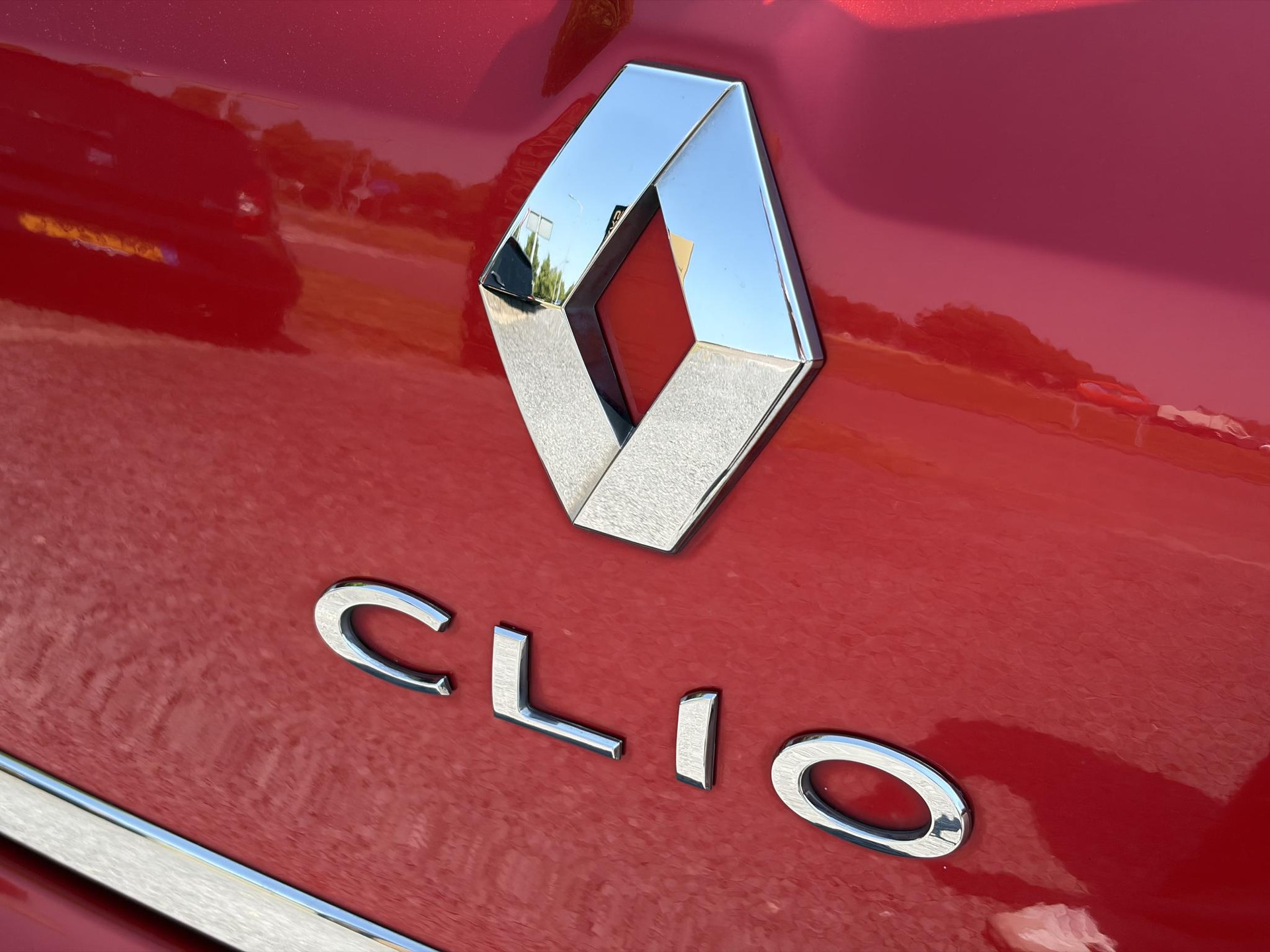 Renault Clio 0.9 TCe Limited Trekhaak,Navi,Keyless,Airco,Cruise,Pdc,Lm velgen,N.A.P,Apk tot 11-2026