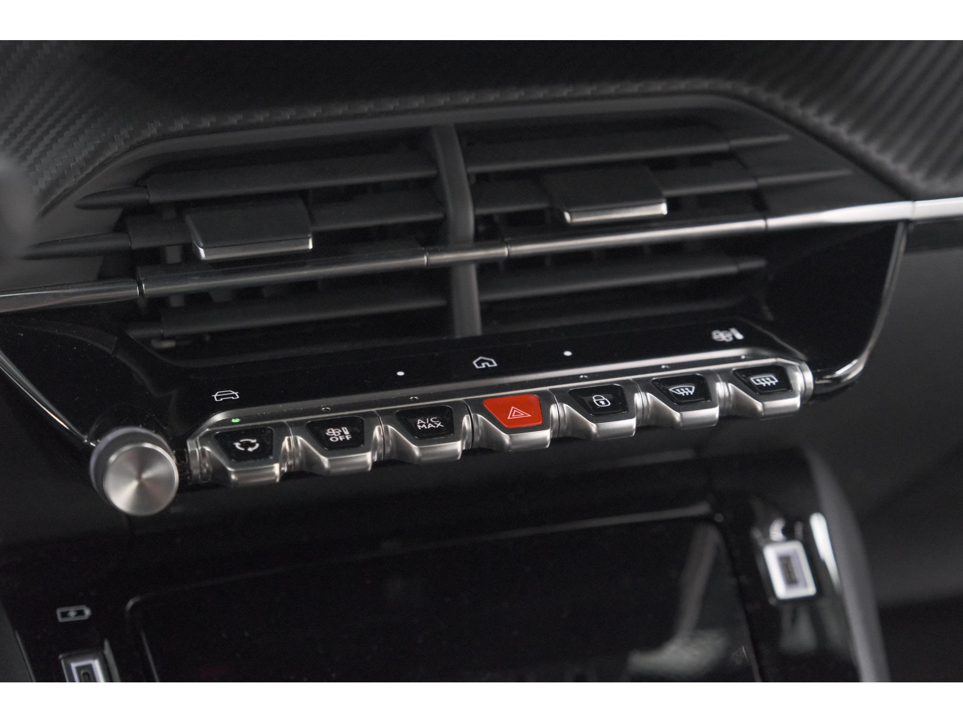 Peugeot 2008 1.2 Hybrid 145 Allure | 360 Camera | Adaptieve Cruise Control | Dodehoekdetectie