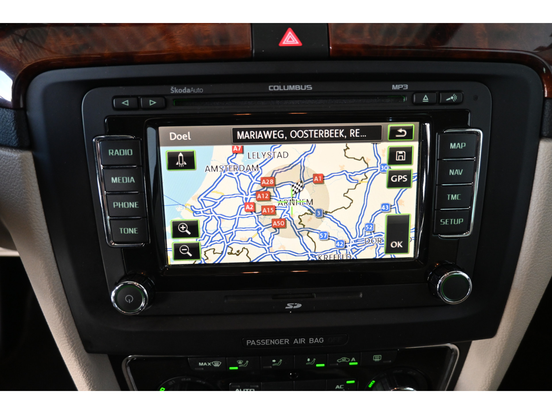 ŠKODA Superb Combi 1.8 TSI Elegance Business Line Automaat Navigatie Leder All in Prijs! Inruil Mogelijk!
