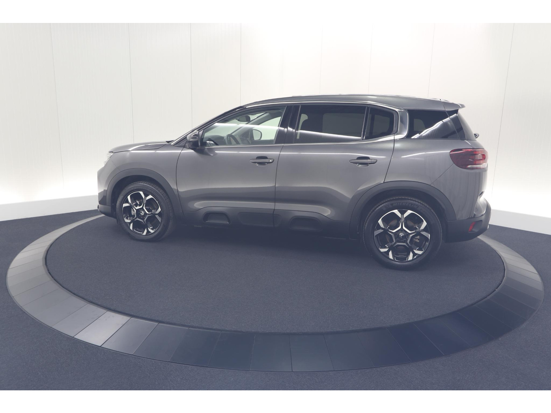 Citroen C5 Aircross 1.2 Hybrid 136 Max | Camera | Navigatie | Parkeersensoren | Apple Carplay