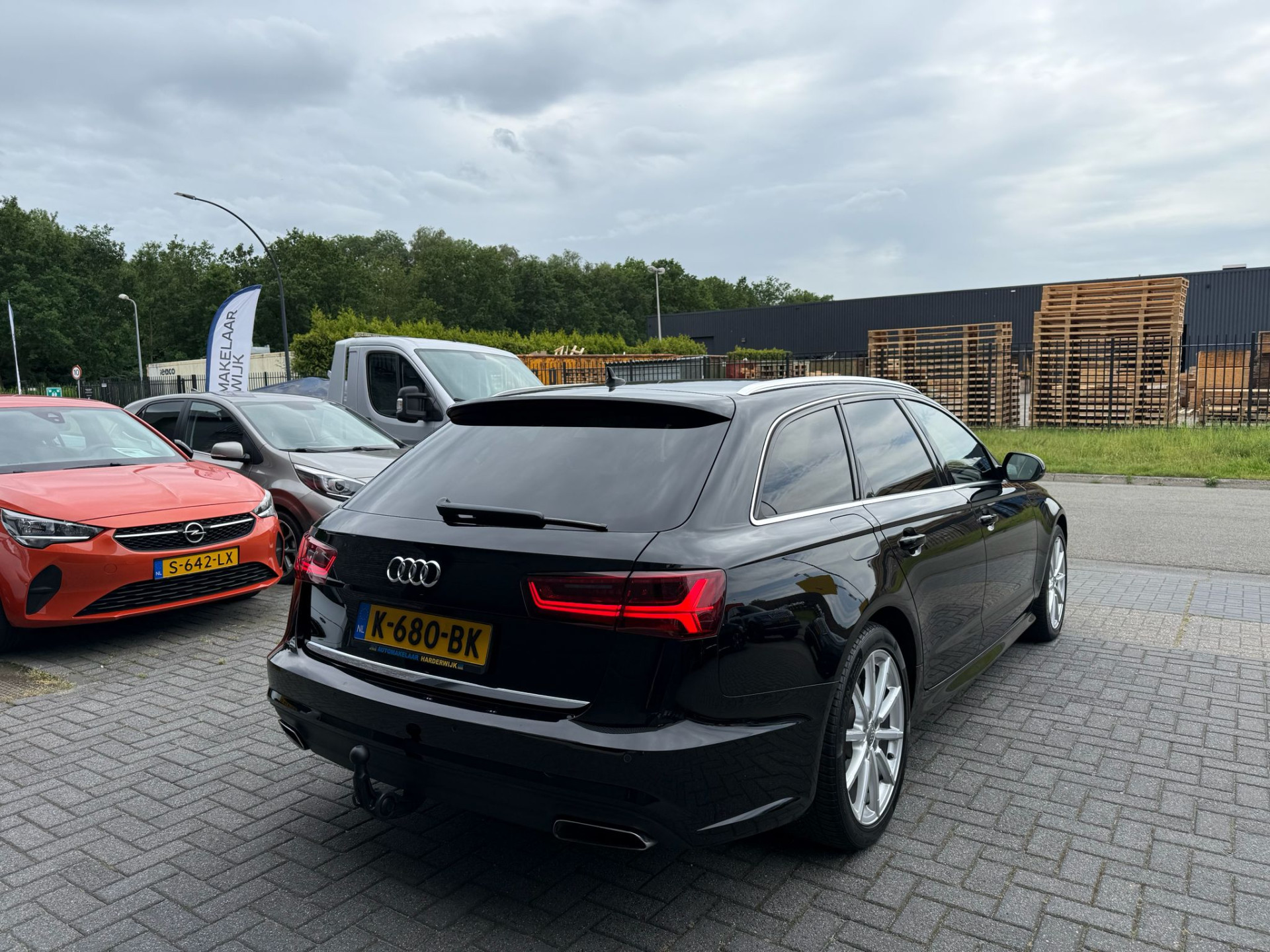 Audi A6 Avant 1.8 TFSI ultra Premium Edition | 1E EIGENAAR | 3/6/12MND GARANTIE | ACC | DODE HOEK | LED | STOEL/STUUR VERWM. | DAB | NAVI | TREKHAAK |