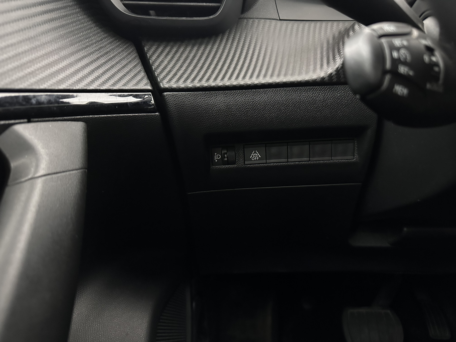 Peugeot 2008 1.2 PureTech Blue Lease Active (INCL-BTW) Aut. *FULL-LED | NAVI-FULLMAP | DIGI-COCKPIT | HEATED-SPORTSEATS | CAMERA | SHIFTPADDLES | ECC | PDC | CRUISE | CARPLAY  | TOWBAR | 16"ALU*