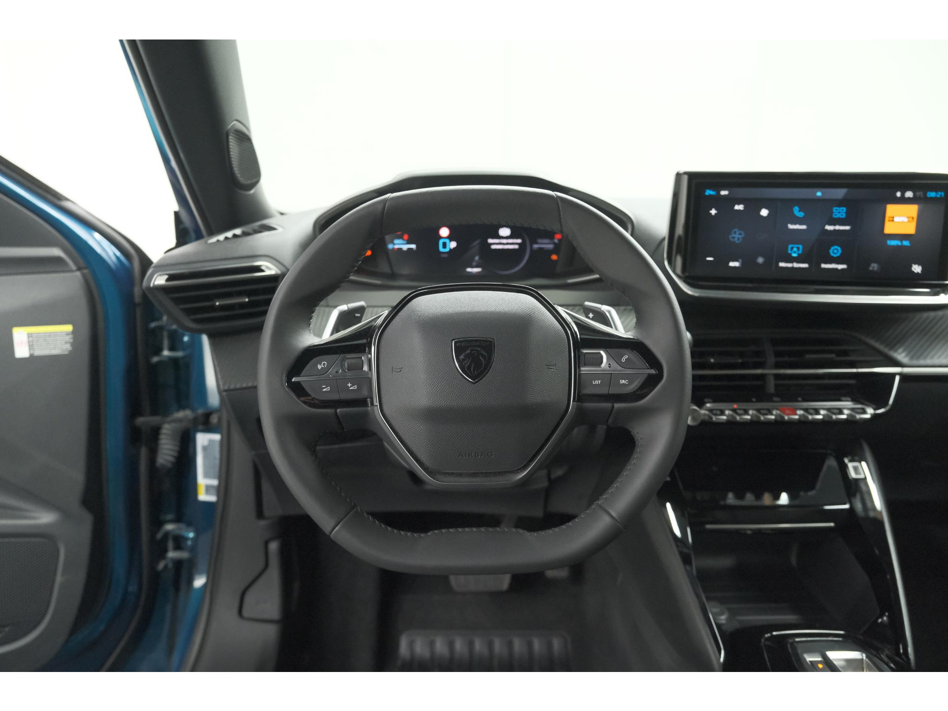 Peugeot 2008 1.2 Hybrid 145 Allure | Apple Carplay | Climate Control | Parkeersensoren Voor + Achter
