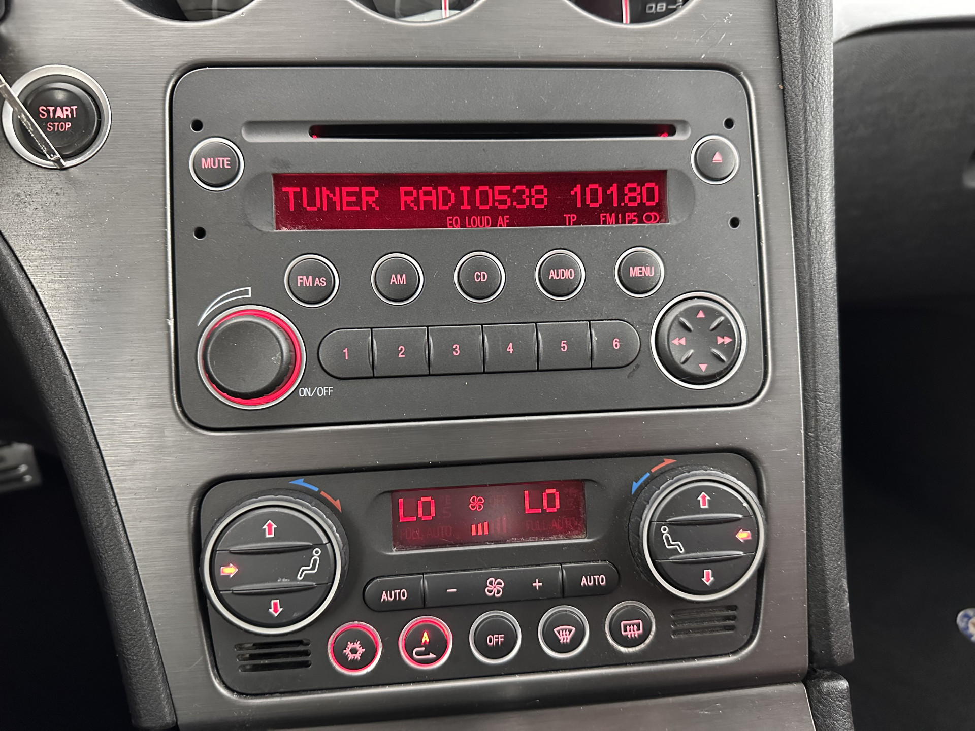 Alfa Romeo Spider 2.4 JTD Q-Tronic Exclusive TI-Sportpack Aut. *LUXURY-LEATHER | BI-XENON | SPORT-SEATS | ECC | SHIFTPADDLES | PDC | CRUISE | 19''ALU*