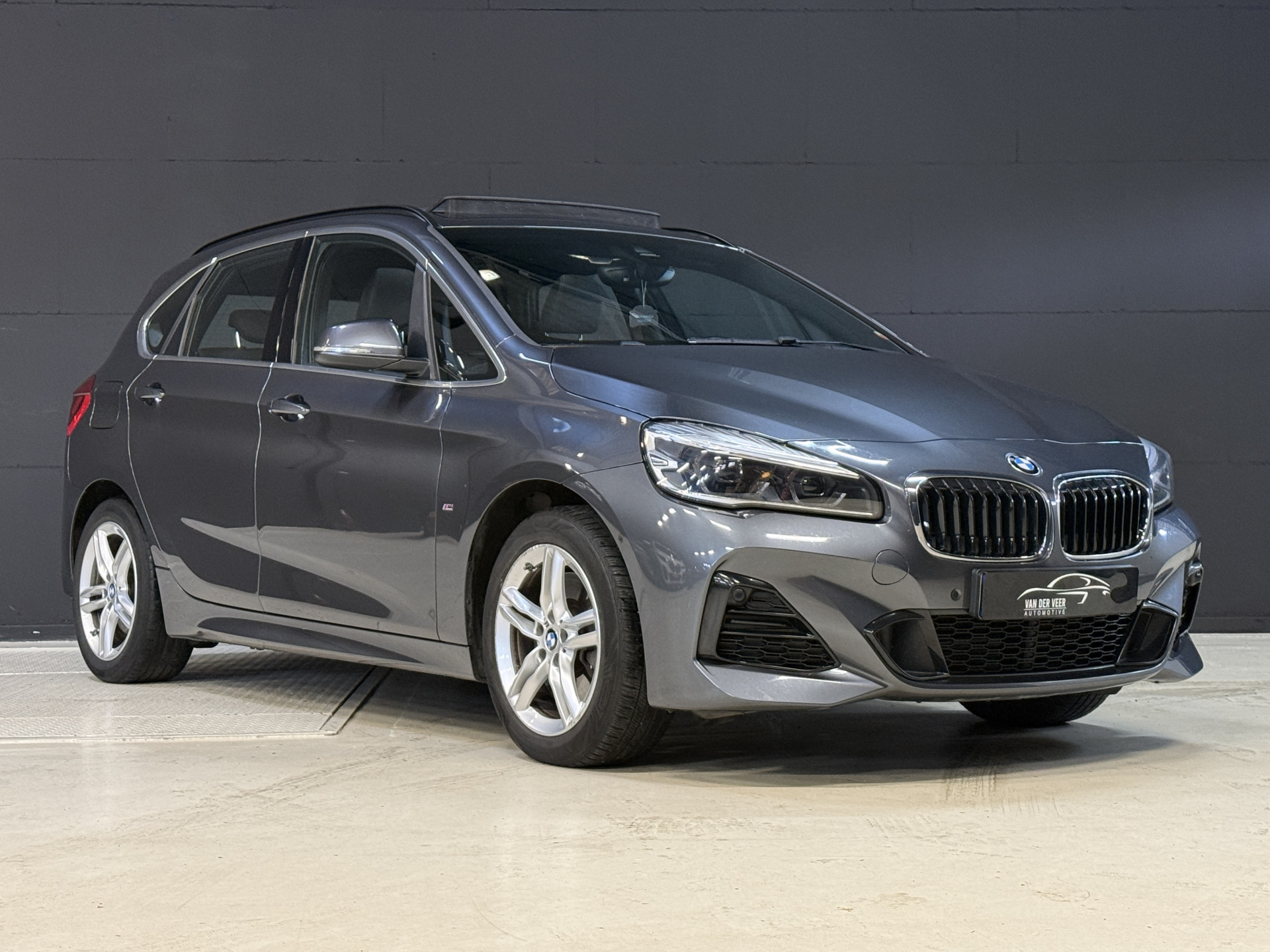 BMW 2-serie Active Tourer 225xe iPerformance Executive | M-Sport | Panoramadak | Stoelverw.