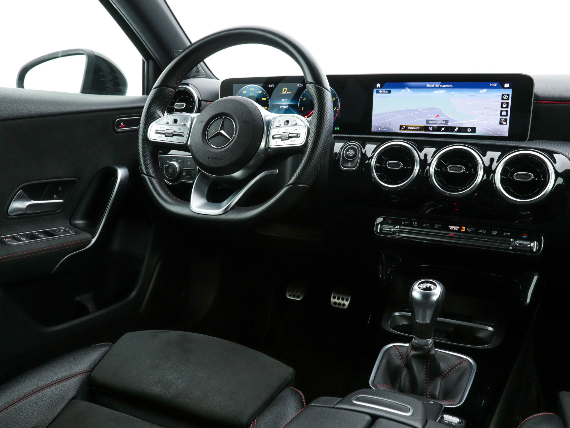 Mercedes-Benz A-klasse 160 Business Solution (INCL-BTW) *WIDE-SCREEN-COCKPIT | FULL-LED | HEATED-SPORTSEATS | LEATHER-MICROFIBRE | NAVI-FULLMAP | CAMERA | ECC | PDC | CRUISE | CARPLAY | AMBIENT-LIGHT | PRIVACY-GLASS | 18"ALU*