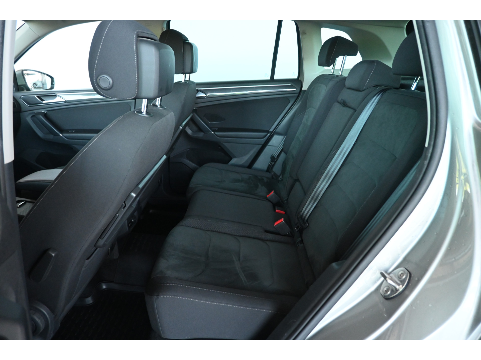 Volkswagen Tiguan 1.4 TSI Automaat 4Motion Highline  Clima Virtual Cockpit Navigatie CarPlay Cruise control Inruil Mogelijk!