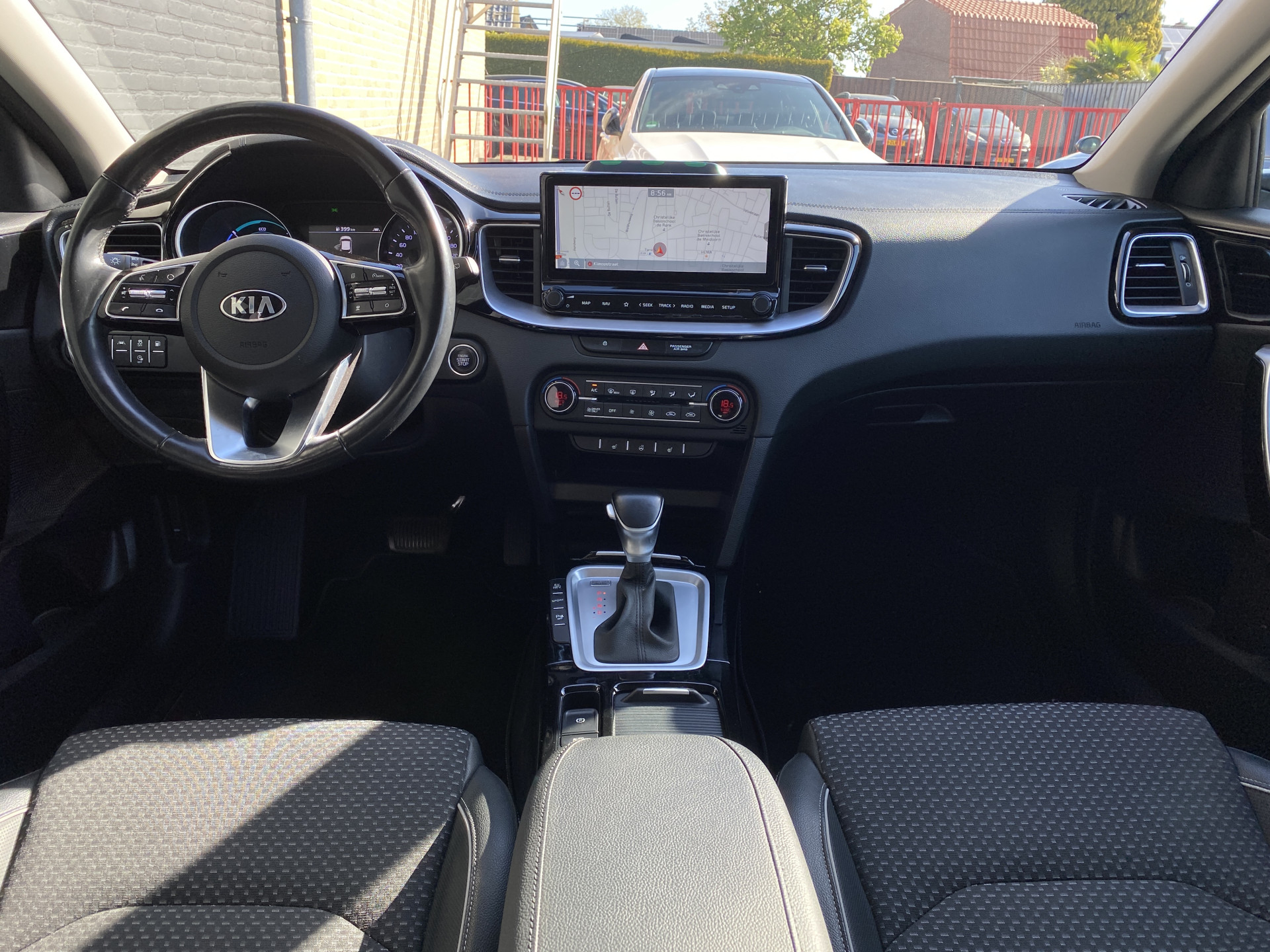 Kia XCeed 1.6 GDi PHEV 140 pk DynamicPlusLine | navigatie | stoel/stuurverwarming | camera | keyless go | incl. winterset
