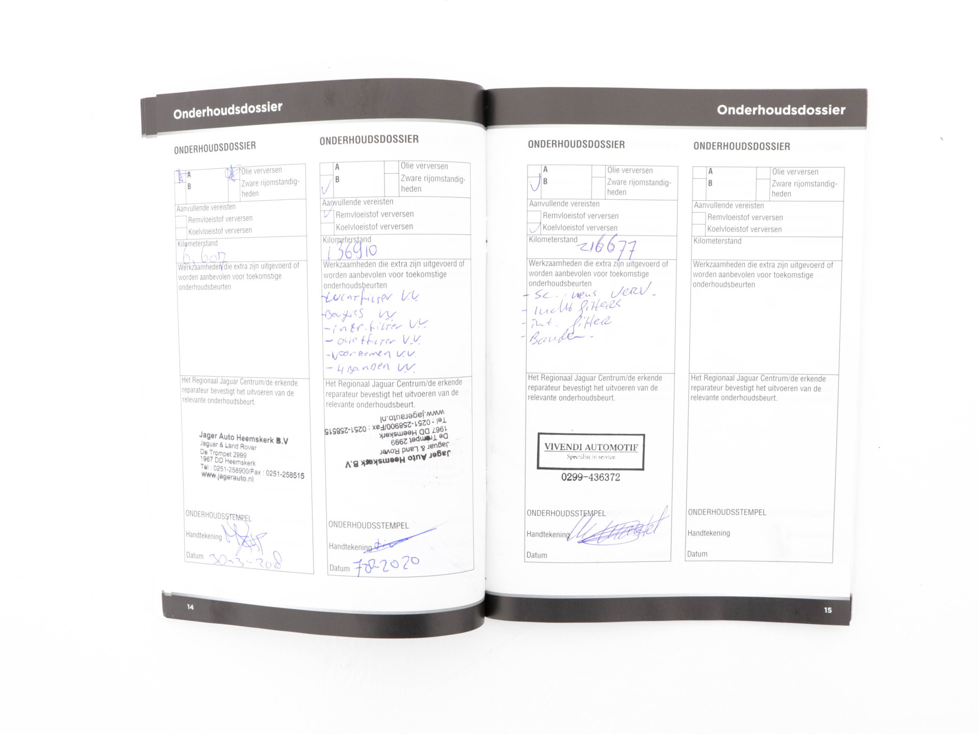Jaguar F-TYPE 3.0 V6 Convertible Aut. *LEATHER | BI-XENON | NAVI-FULLMAP | CAMERA | MEMORY-PACK | KEYLESS | DAB | SHIFT-PADDLES | ECC | HEATED-SPORTSEATS | PDC | AIRSCARF | CRUISE | 19"ALU*