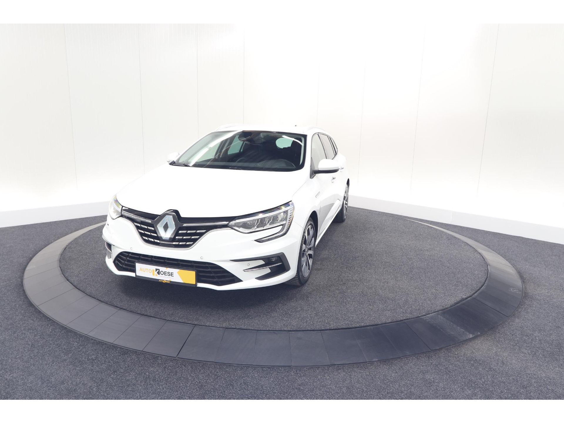 Renault Mégane Estate TCe 140 EDC Techno | Trekhaak | Camera | Navigatie | 9.3 Inch Groot Scherm
