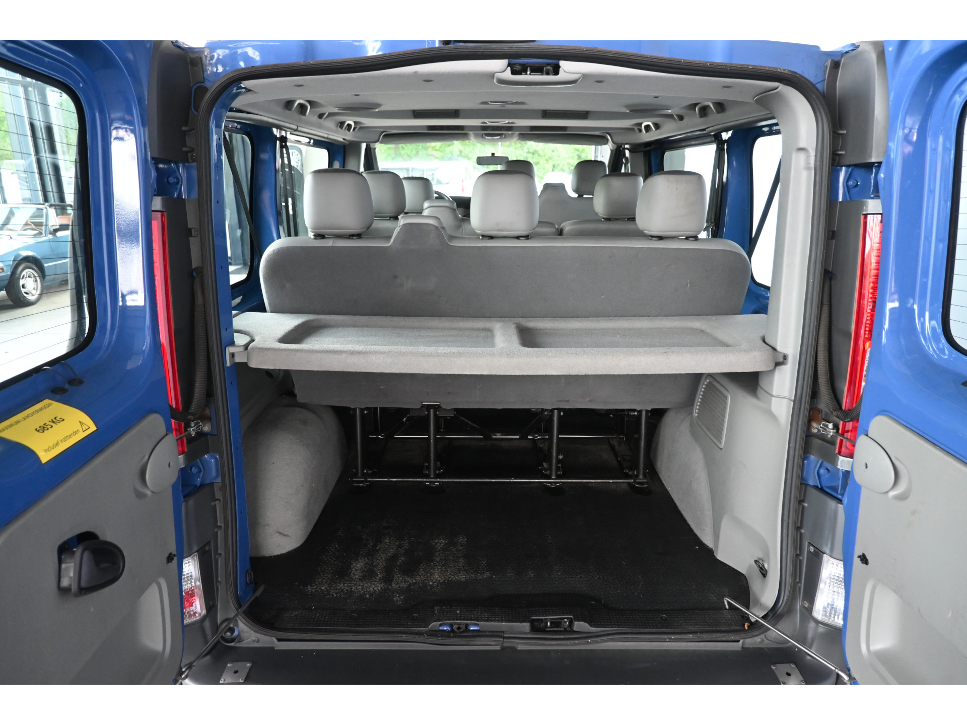 Opel Vivaro Combi 2.5 CDTI L1H1 Automaat 9 Persoons Airco Trekhaak Rijklaarprijs! Inruil Mogelijk!