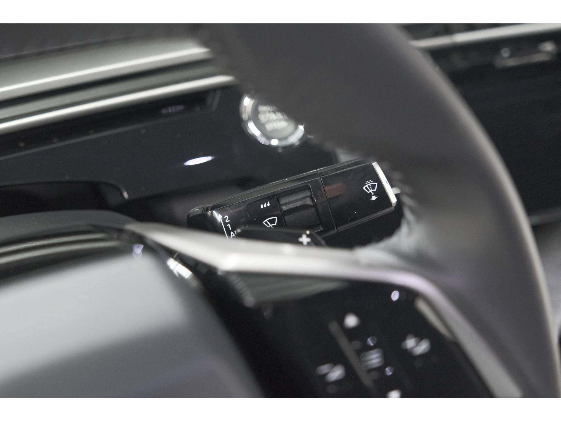 Peugeot 3008 136 Hybrid e-DCS6 Allure | Stoelverwarming | Camera | Apple Carplay