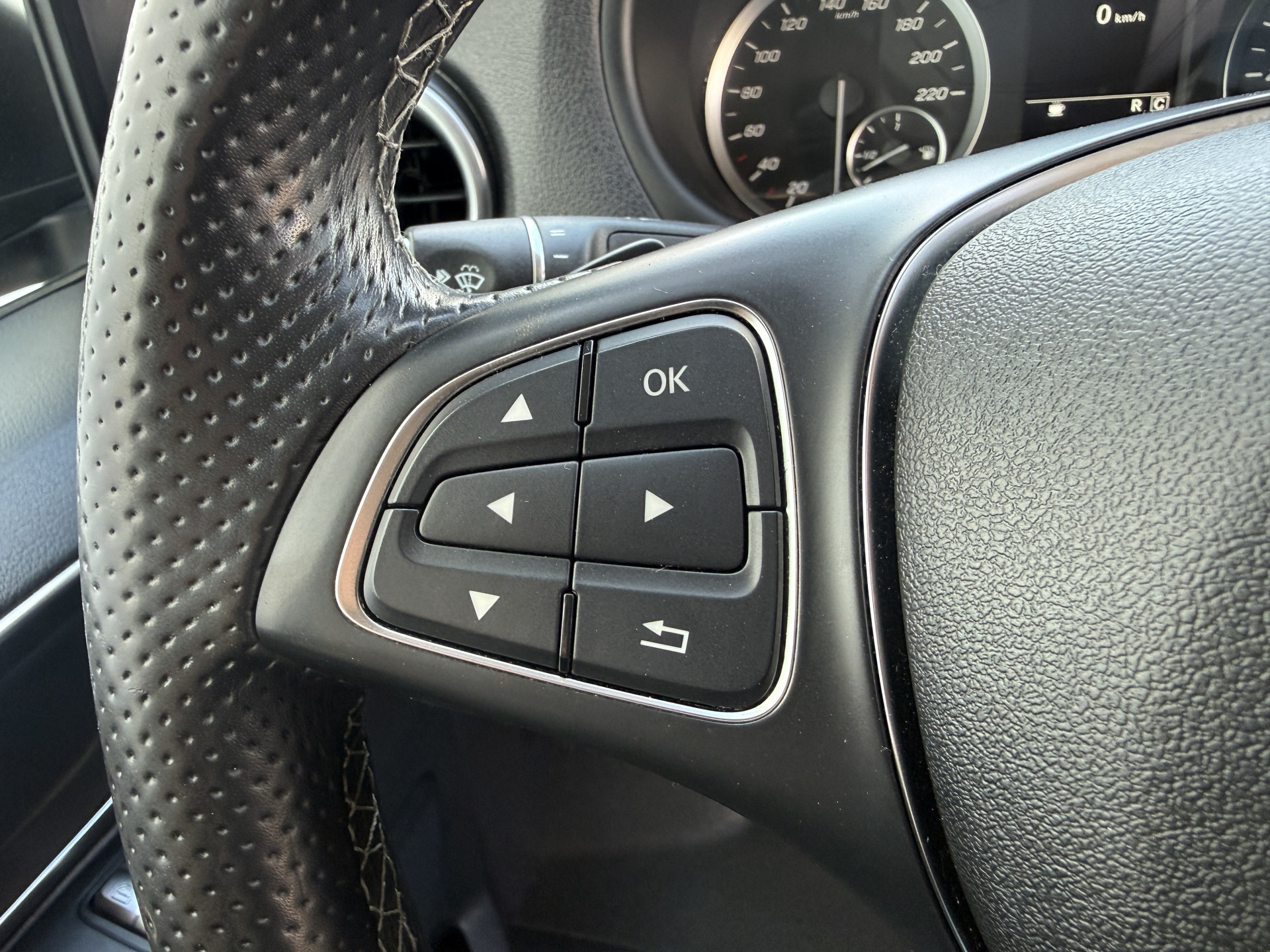 Mercedes-Benz Vito 119 1.9 CDI 190pk Automaat L2H1 LED Cruise Control Climate Control Trekhaak
