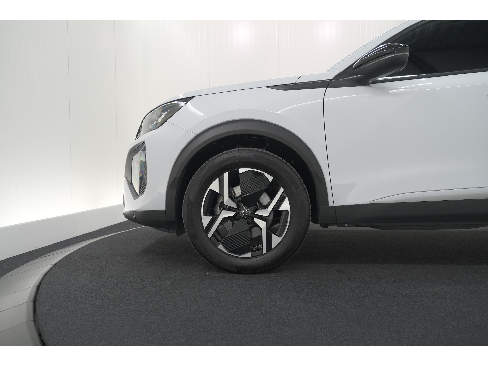 Peugeot 2008 1.2 Hybrid 145 Allure | Apple Carplay | Climate Control | Parkeersensoren Voor + Achter