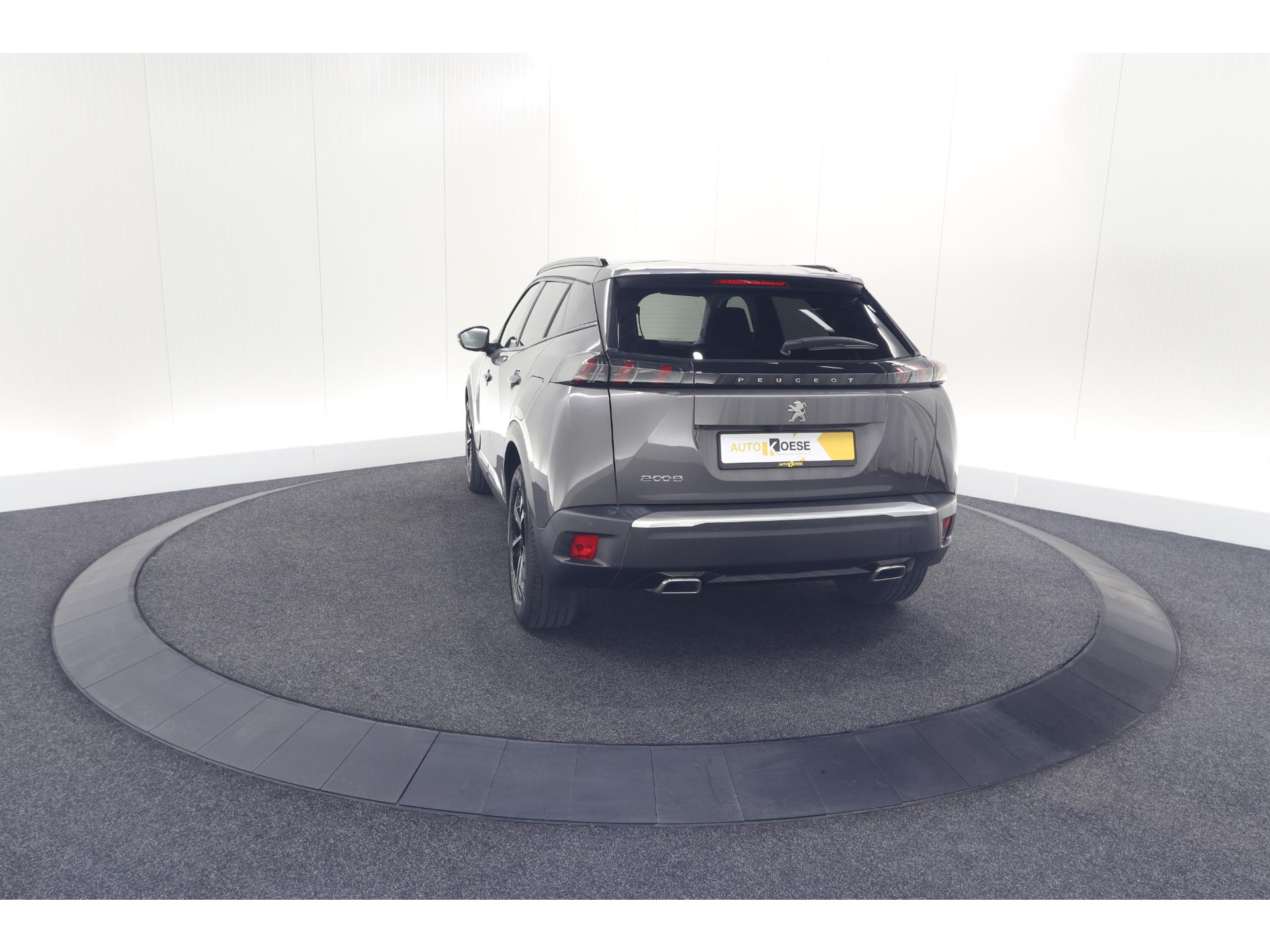 Peugeot 2008 PureTech 130 EAT8 Allure Pack | Stoelverwarming | Adaptieve Cruise Control | Camera