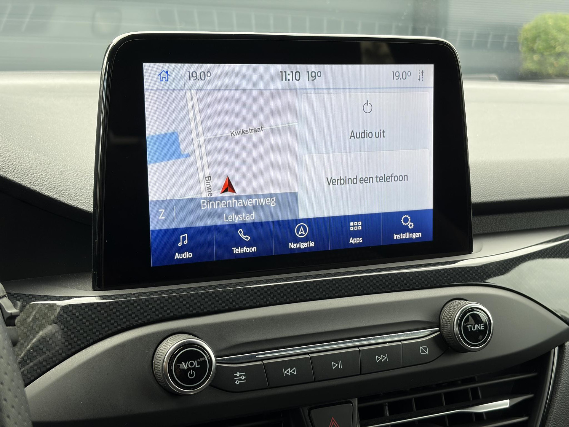 Ford Focus 1.0 EcoBoost ST Line Business 2e Eigenaar l Navi l Clima l Cruise l 125pk l Keyless l Pdc V+A l 18 '' Lmv  l N.A.P l Apk tot 02-2028