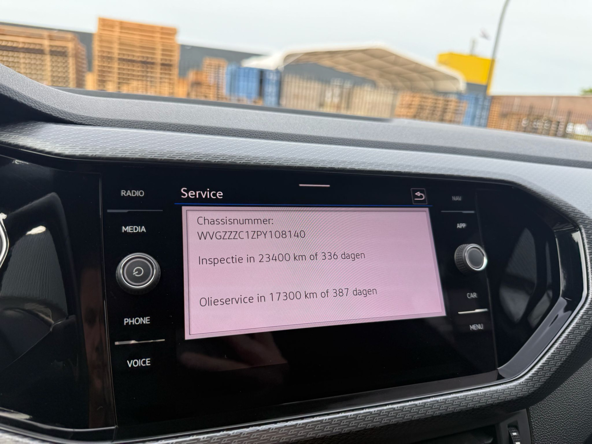 Volkswagen T-Cross 1.0 TSI R-Line | 1E EIGENAAR | 3/6/12MND GARANTIE| AUTOMAAT | LED | CARPLAY | DIGITAAL COCKPIT | DAB | CRUISE |