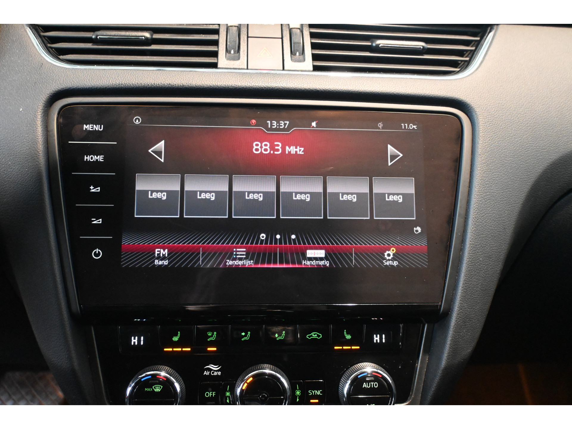 ŠKODA Octavia 1.0 TSI Greentech Style Business Automaat Navigatie Carplay Stoelverwarming Inruil Mogelijk!